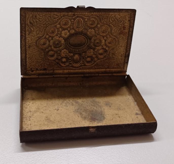 Metal Calling Card case