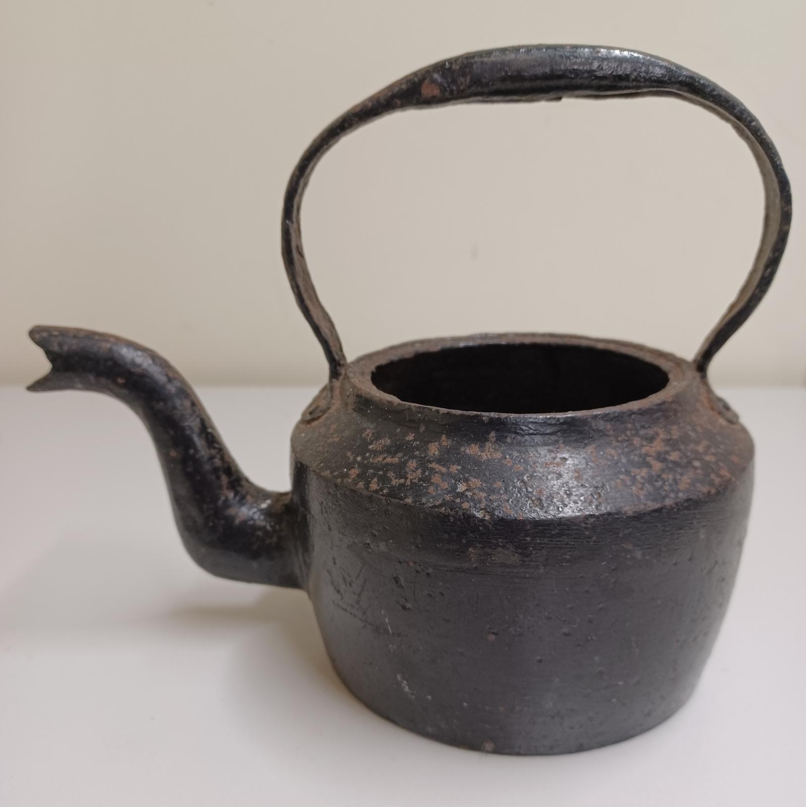 Cast Iron Kettle