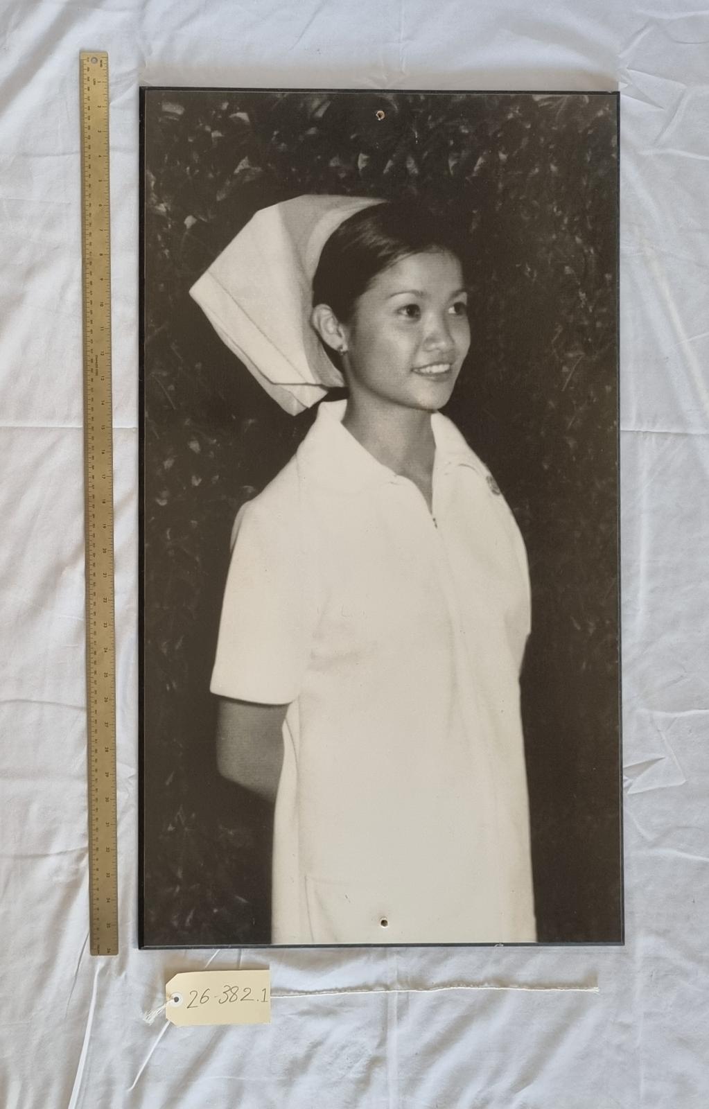 26-382.1 Large Black and White portrait of Gloria Medrana photo with scale and tag. 