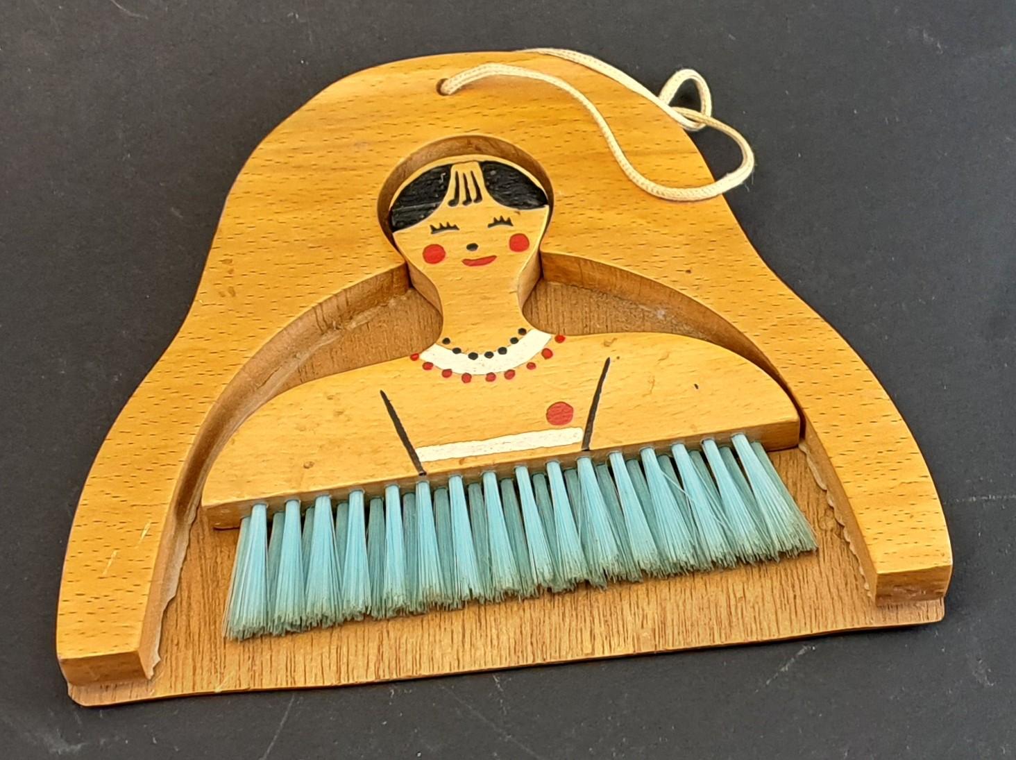 crumb brush set - wooden 