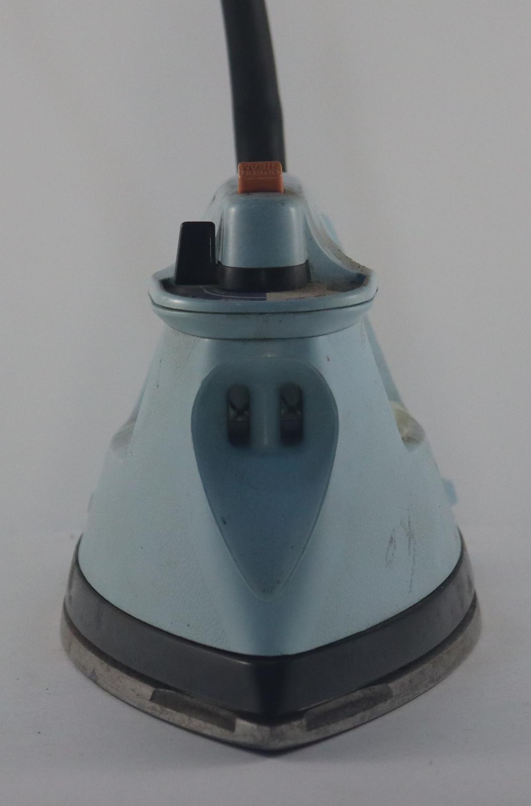 Front view of Electric Steam Iron