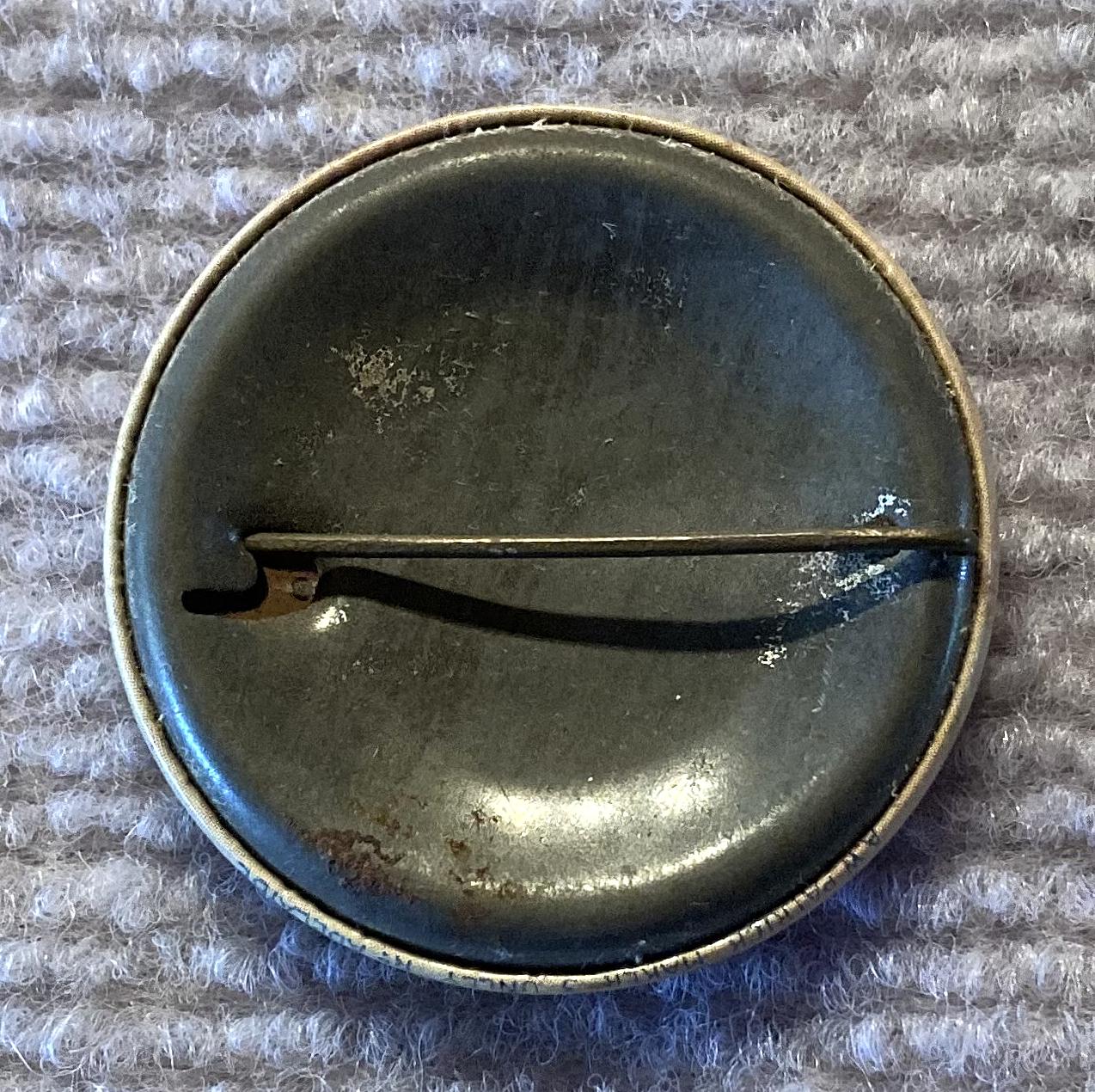 Reverse of S.A. Soldiers Home League Inc. large fundraising badge/button 