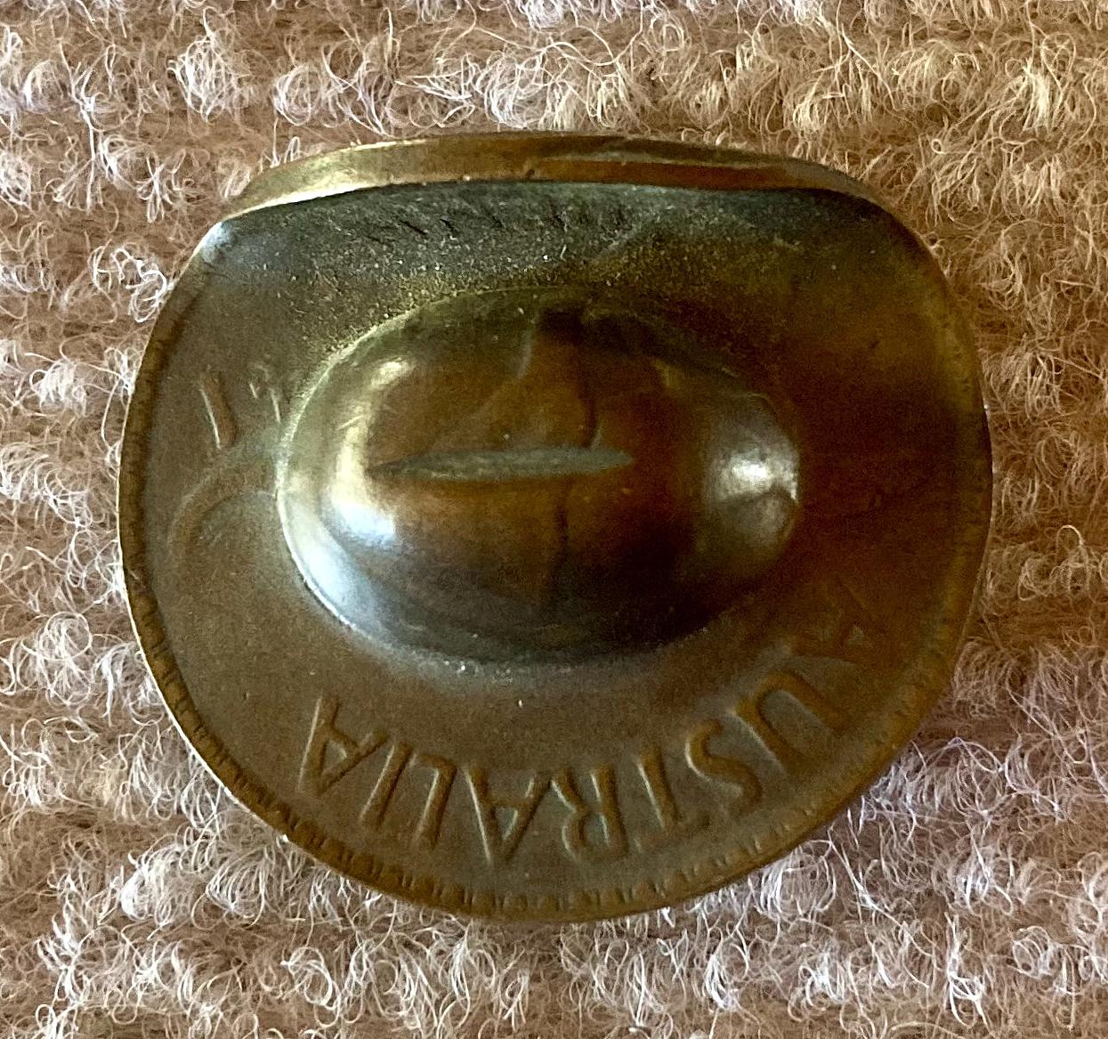 Side view of 1941 Australian Penny slouch hat sweetheart brooch