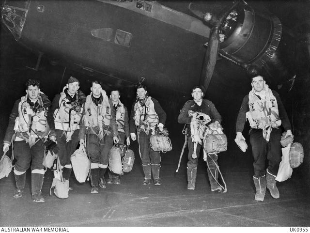 Flight Sgt Lofthouse & crew