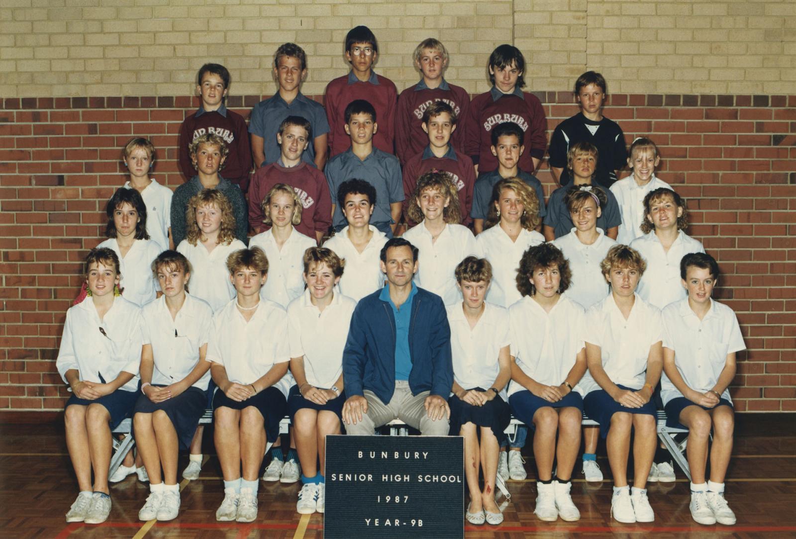 BSHS Class Photograph - Year 9B 1987