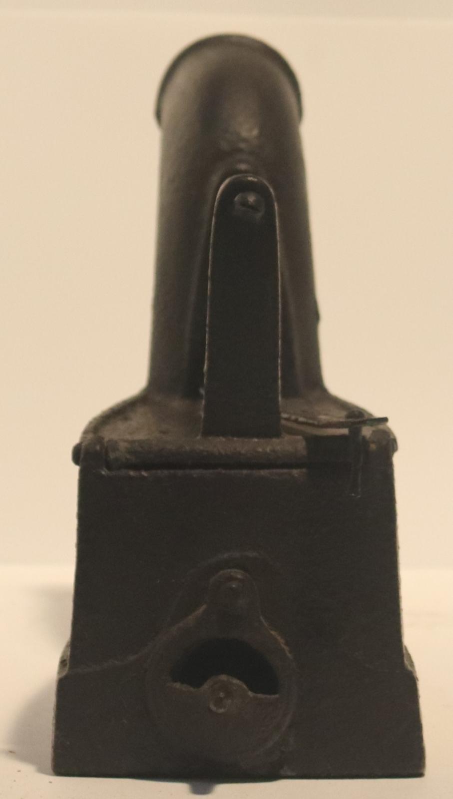 Back view of Box Iron