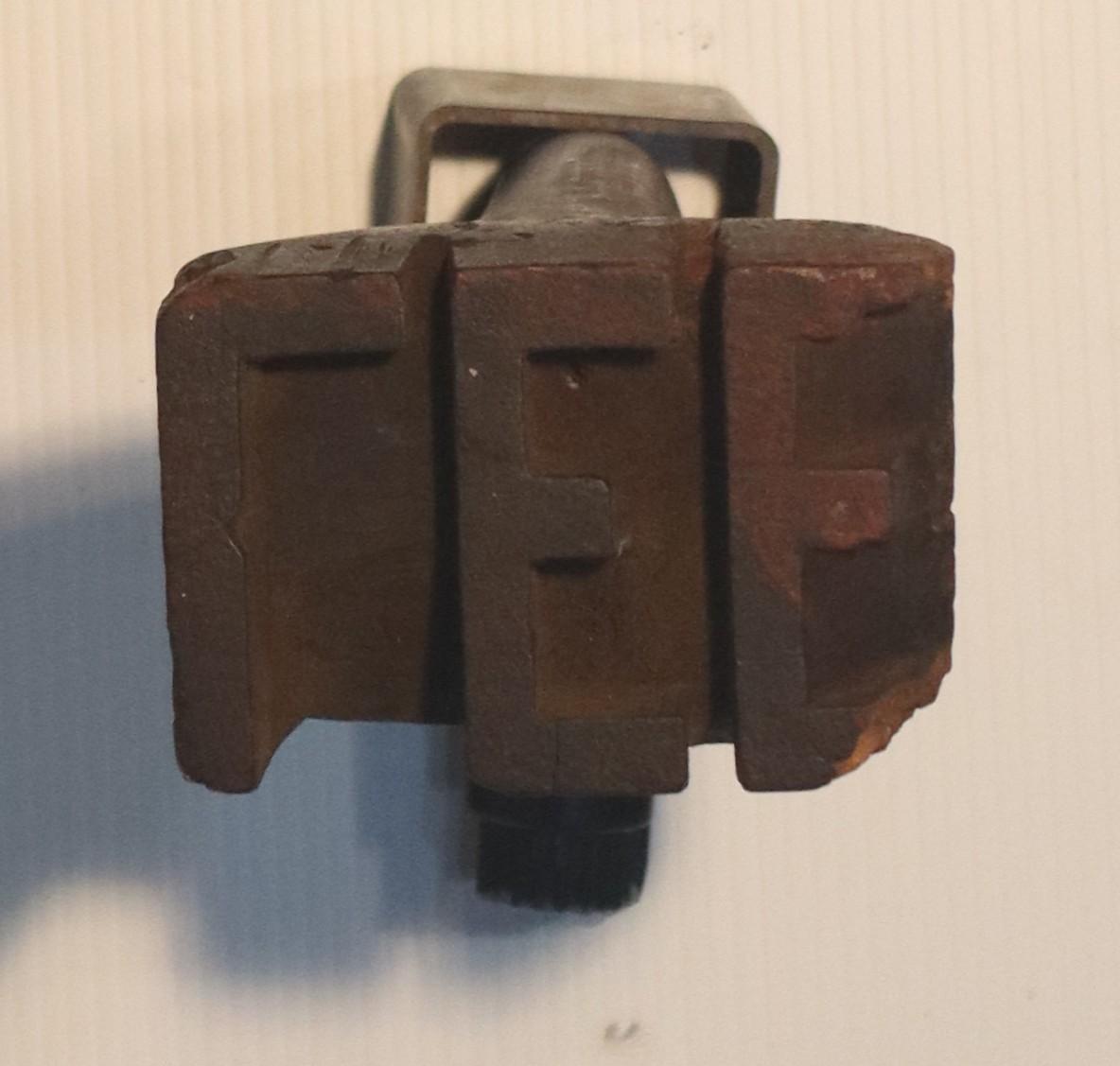 End view of Sheep Branding Tool