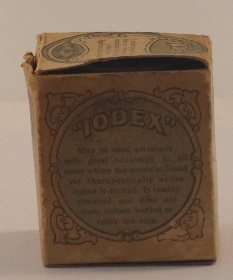 Right view of Medicine Box