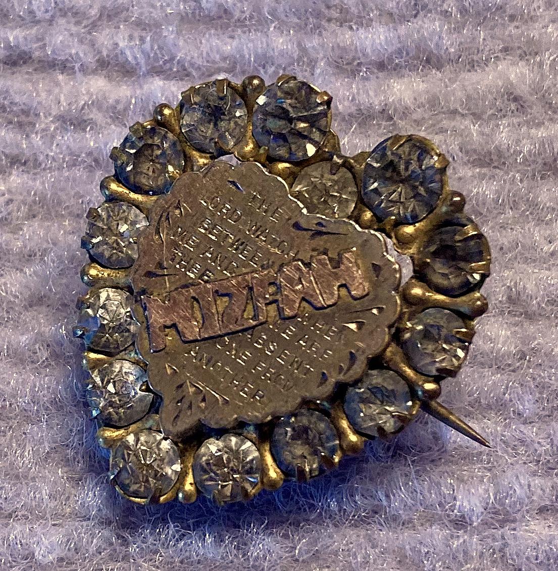 Other angled view of antique heart shaped Mizpah sweetheart brooch 