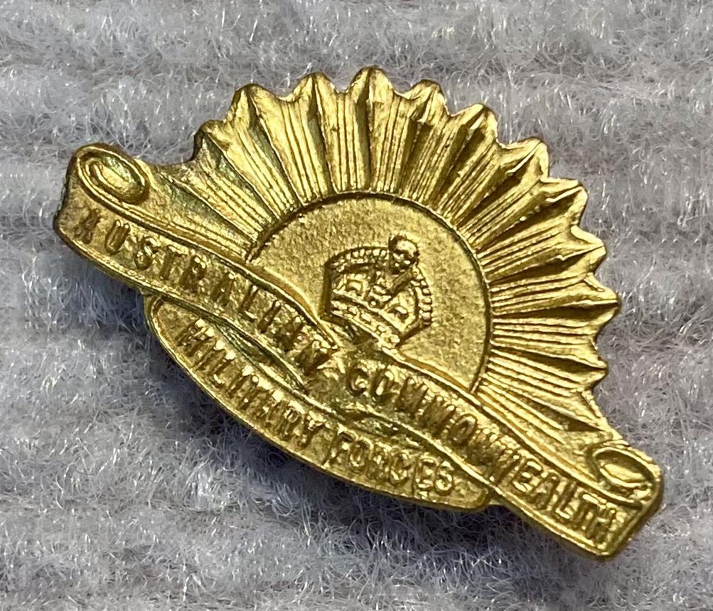 Other angled view of miniature Rising Sun badge gold tone metal brooch - 2