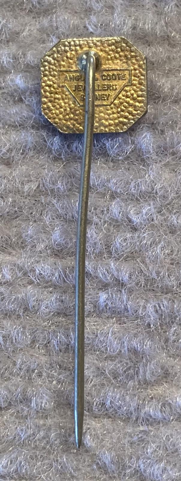 Reverse of Scripture Union gold tone metal and enamel membership stick pin - 2