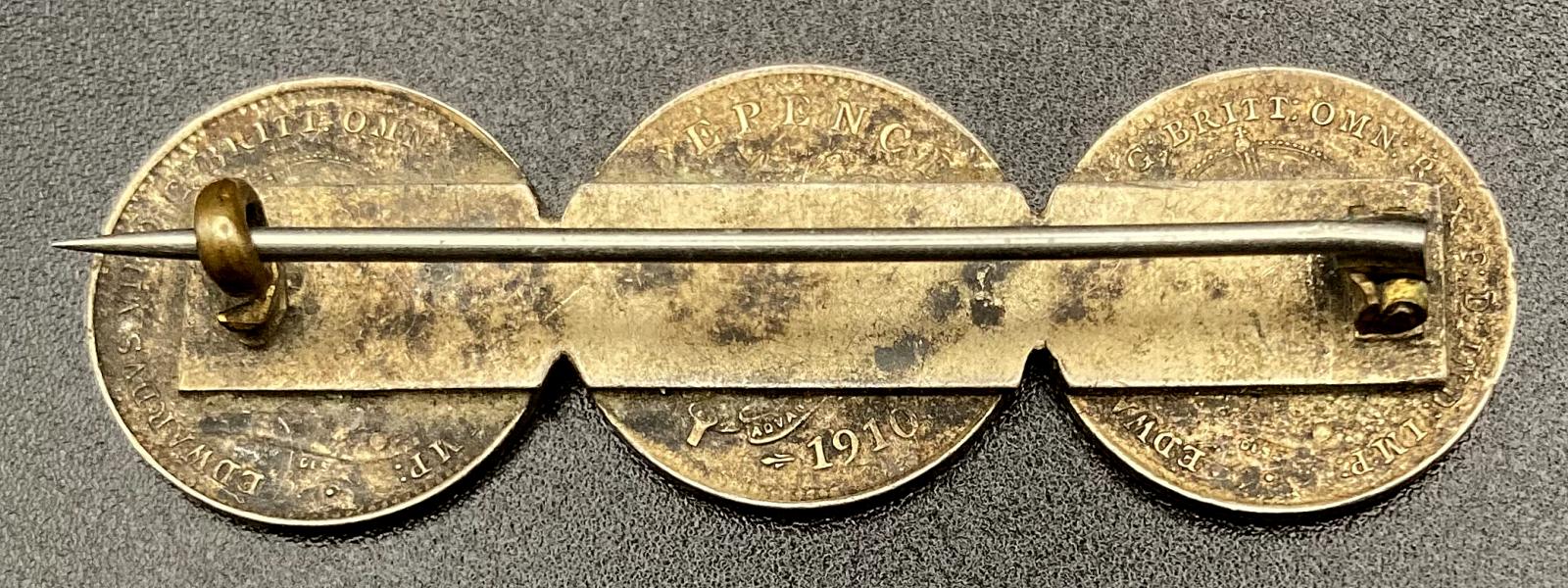 Reverse of sweetheart brooch made from three Australian threepences - 1910
