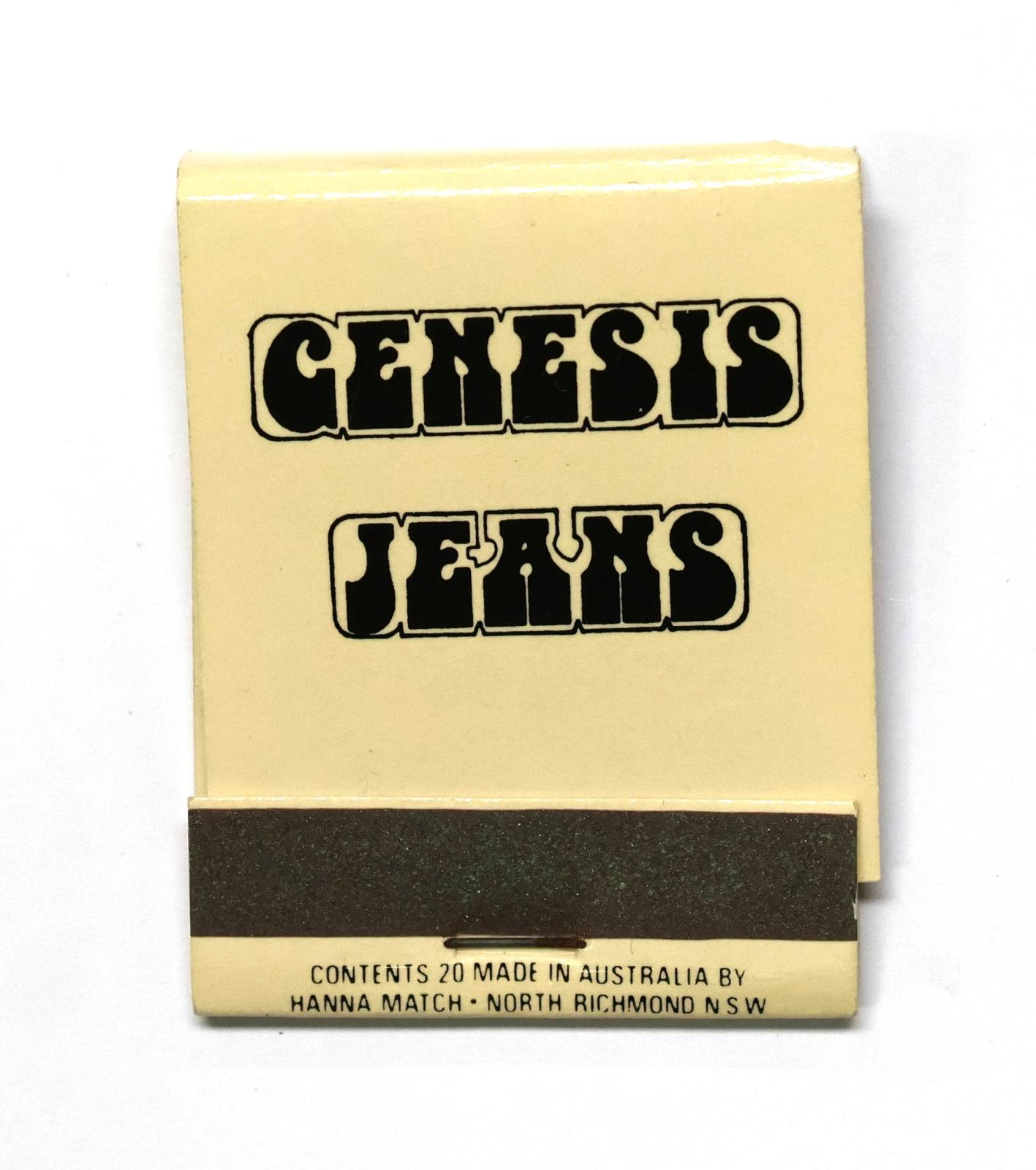 The front of the matchbook has a grey igniting panel. 