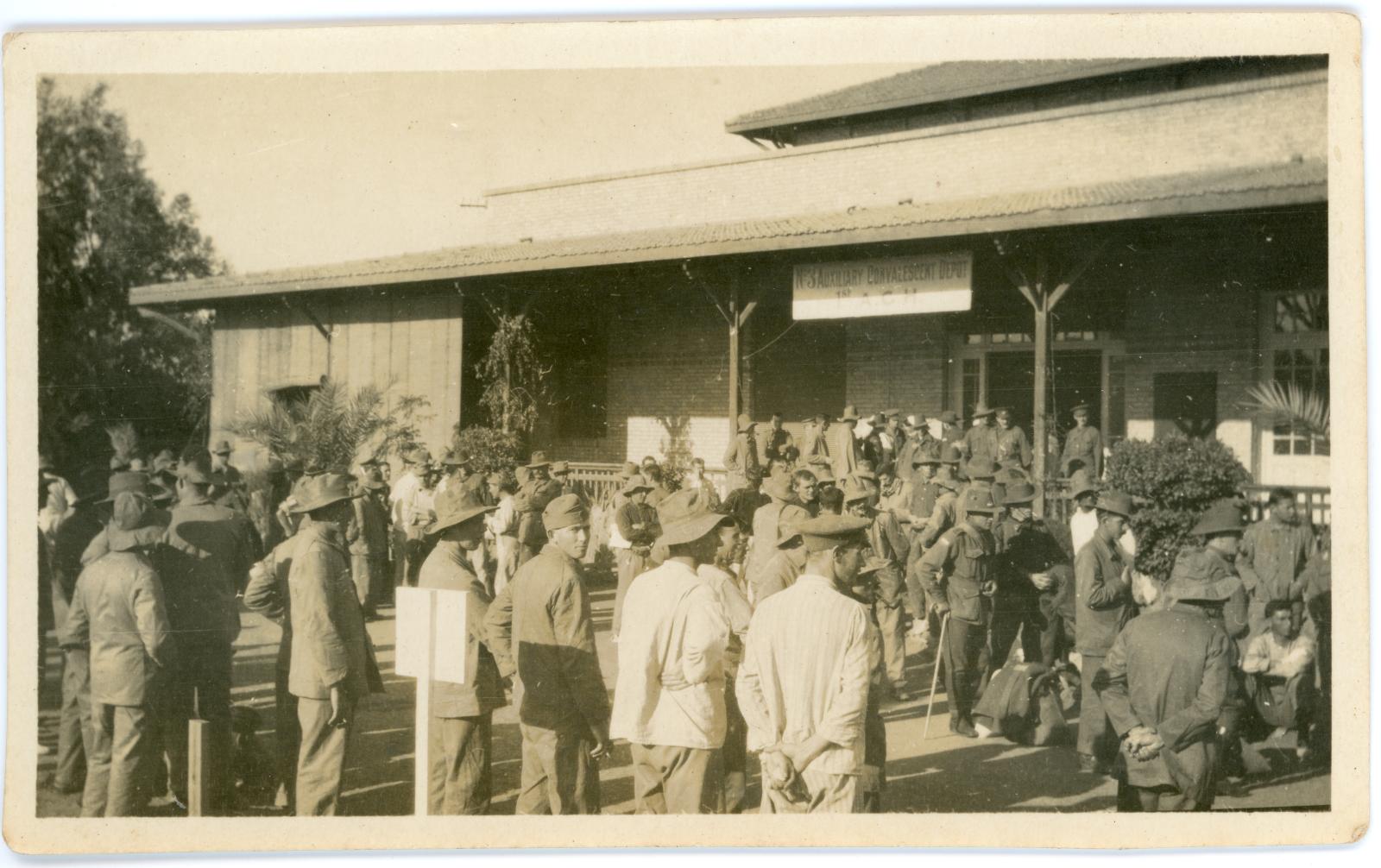 Large group of Australian Soldiers gathered outside the No. 3 Auxiliary Convalescent Depot