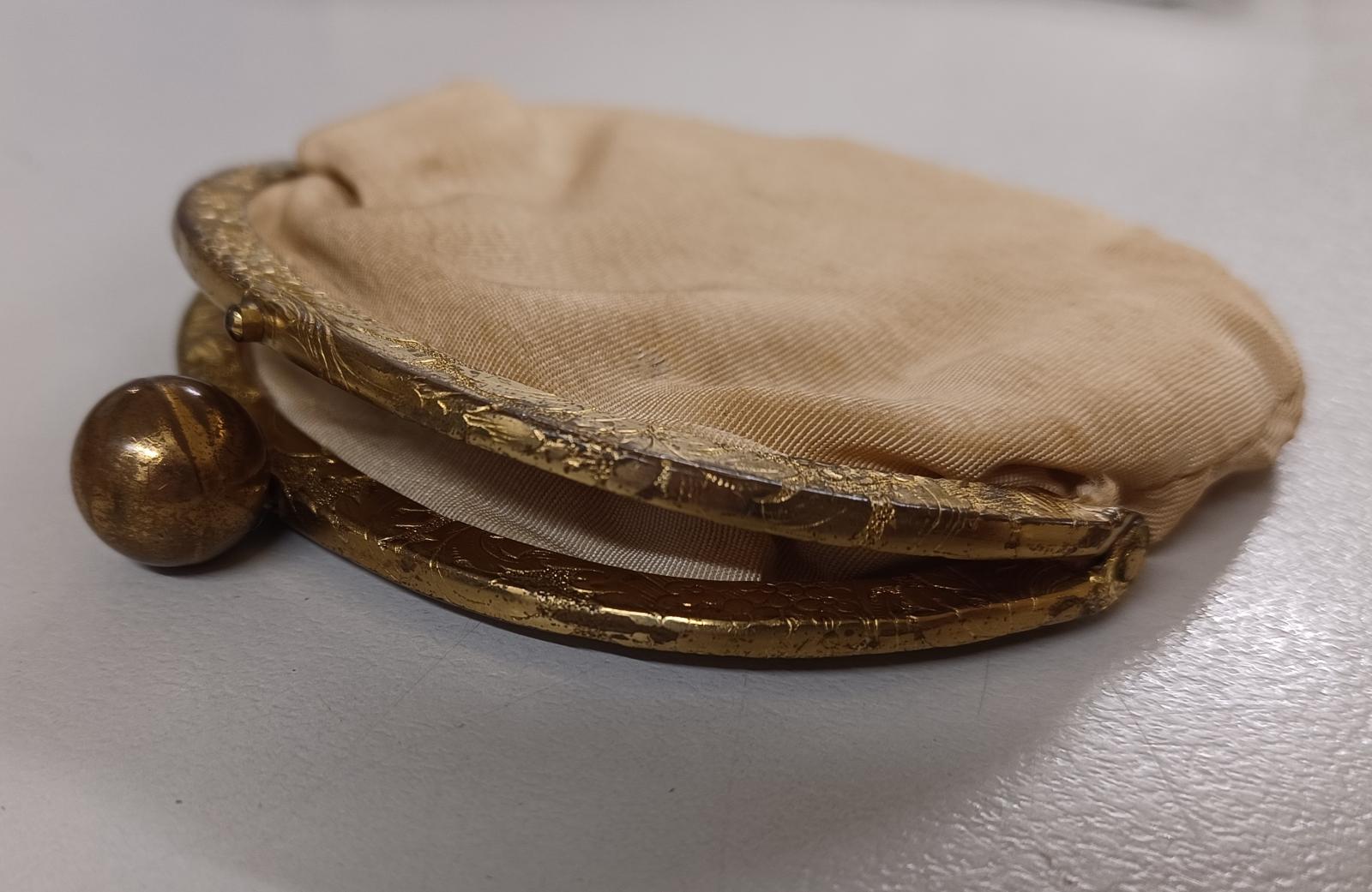Small coin purse