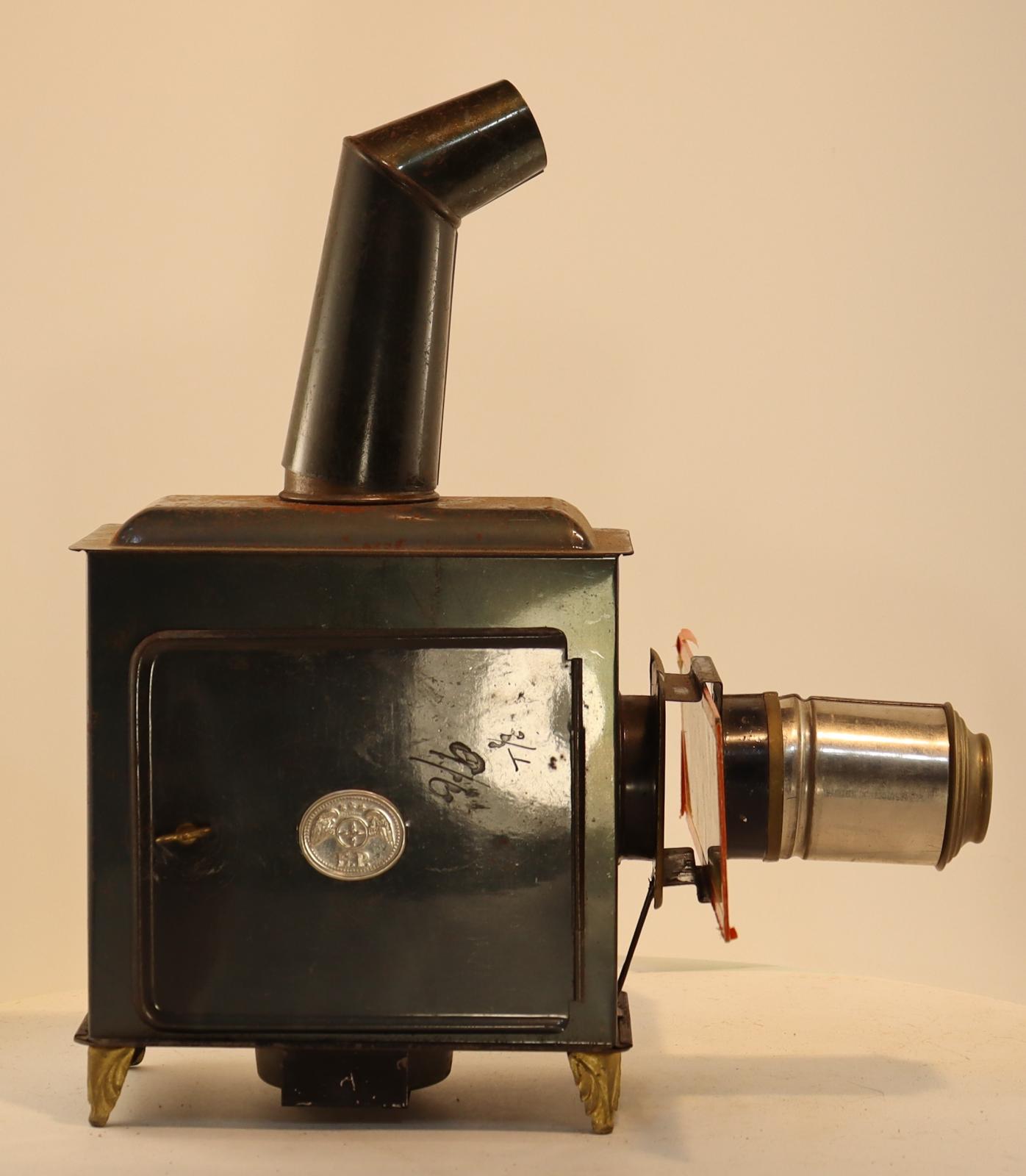 Side view of Magic Lantern and Slide