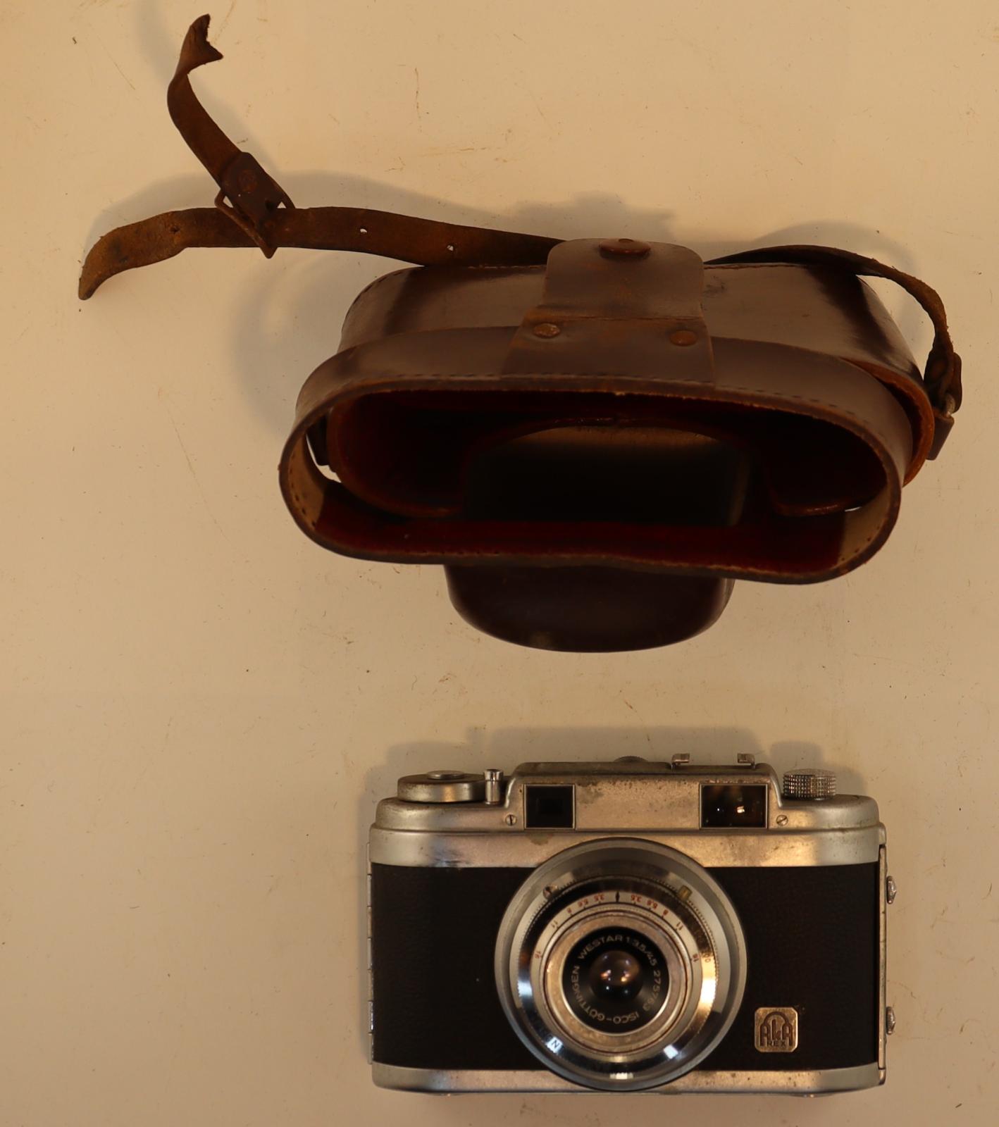 Front view of Akarex Camera and Case