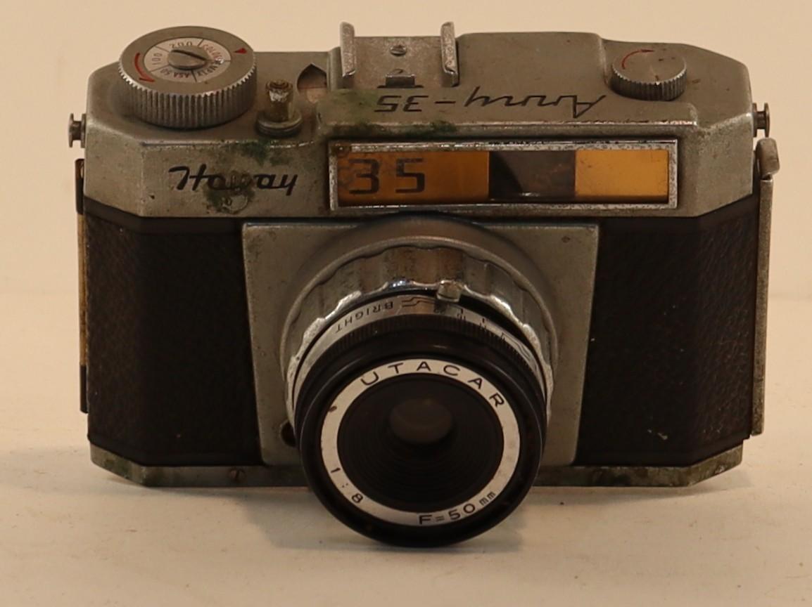 Front and top view of Howay Camera