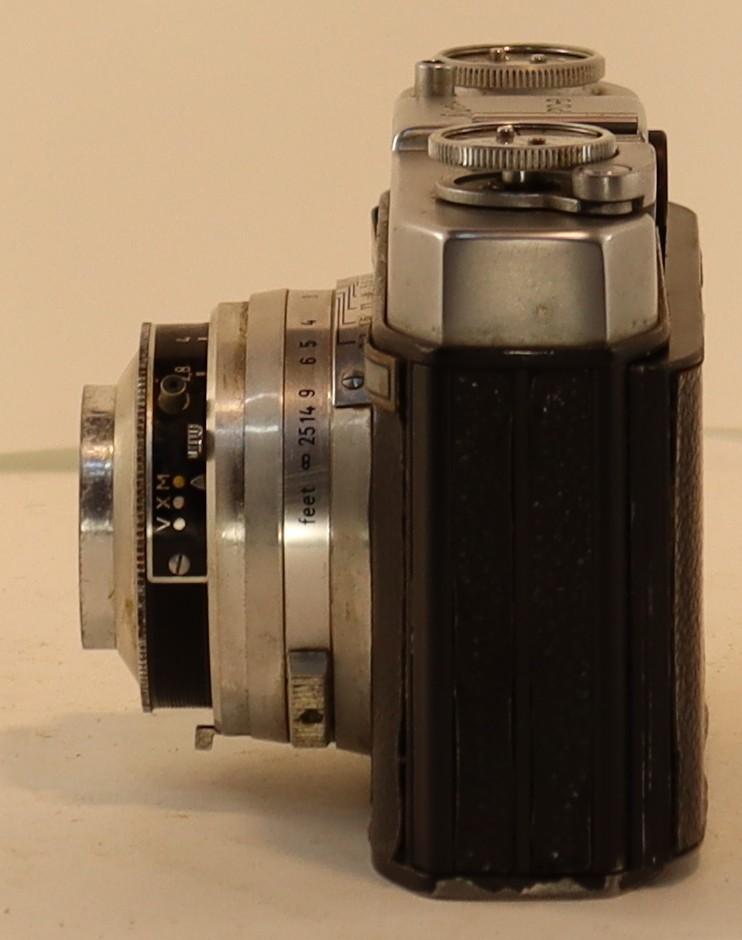 Left view of Iloca Rapid-B Camera