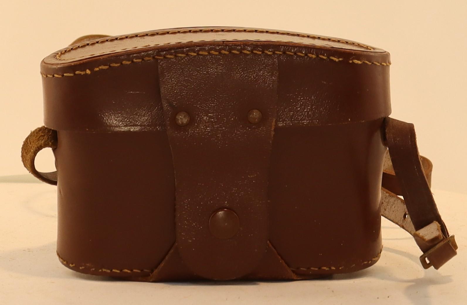 Back view of Iloca Rapid-B Camera Case