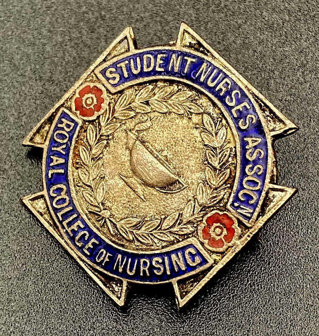 Other angled view of Student Nurses Association Royal College of Nursing badge 