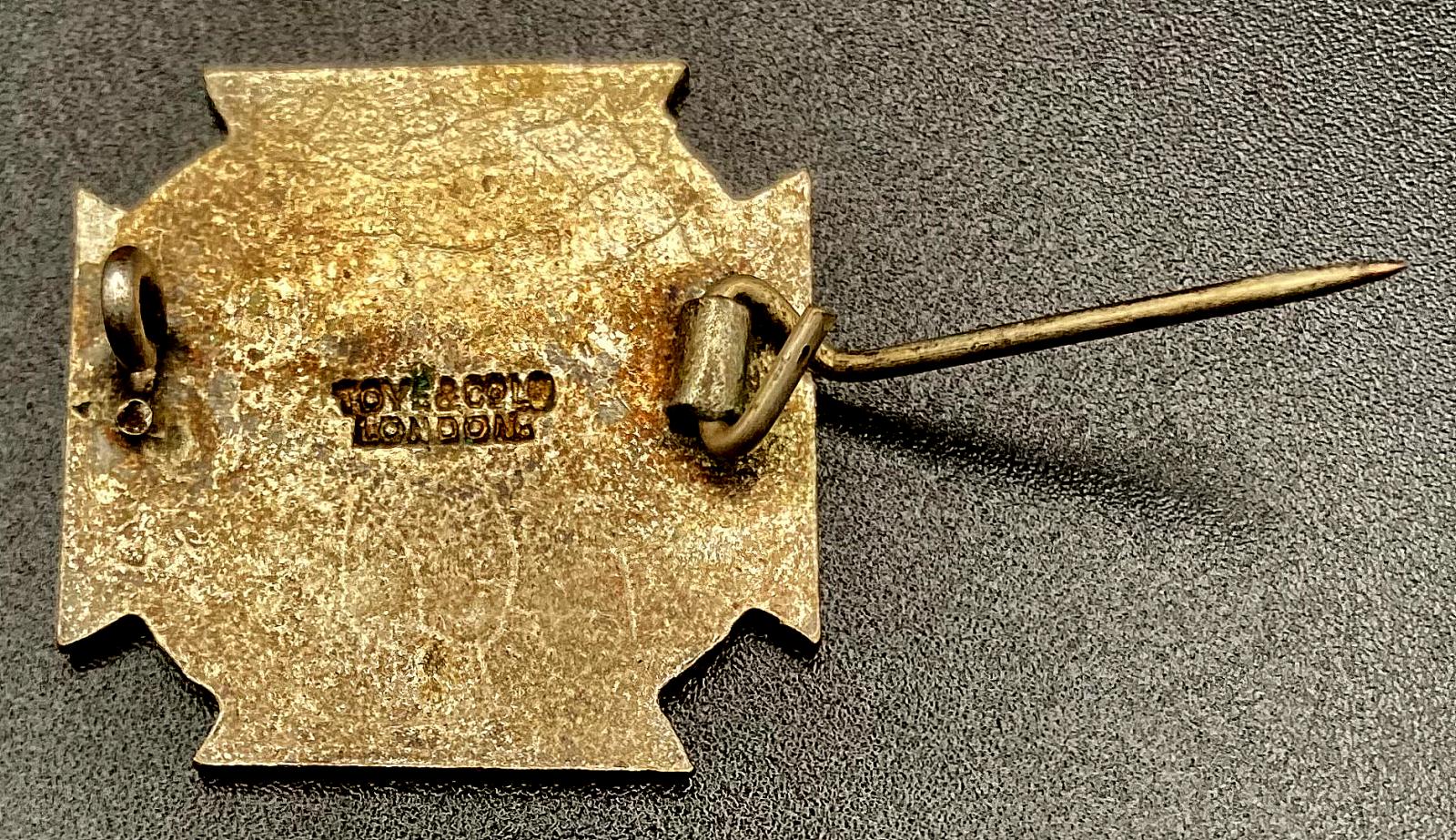 Reverse of Student Nurses Association Royal College of Nursing badge - pin open