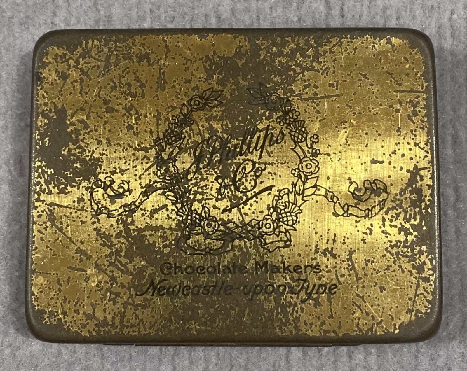 Underside of souvenir chocolate tin - Coronation of King George V and Queen Mary (1911)