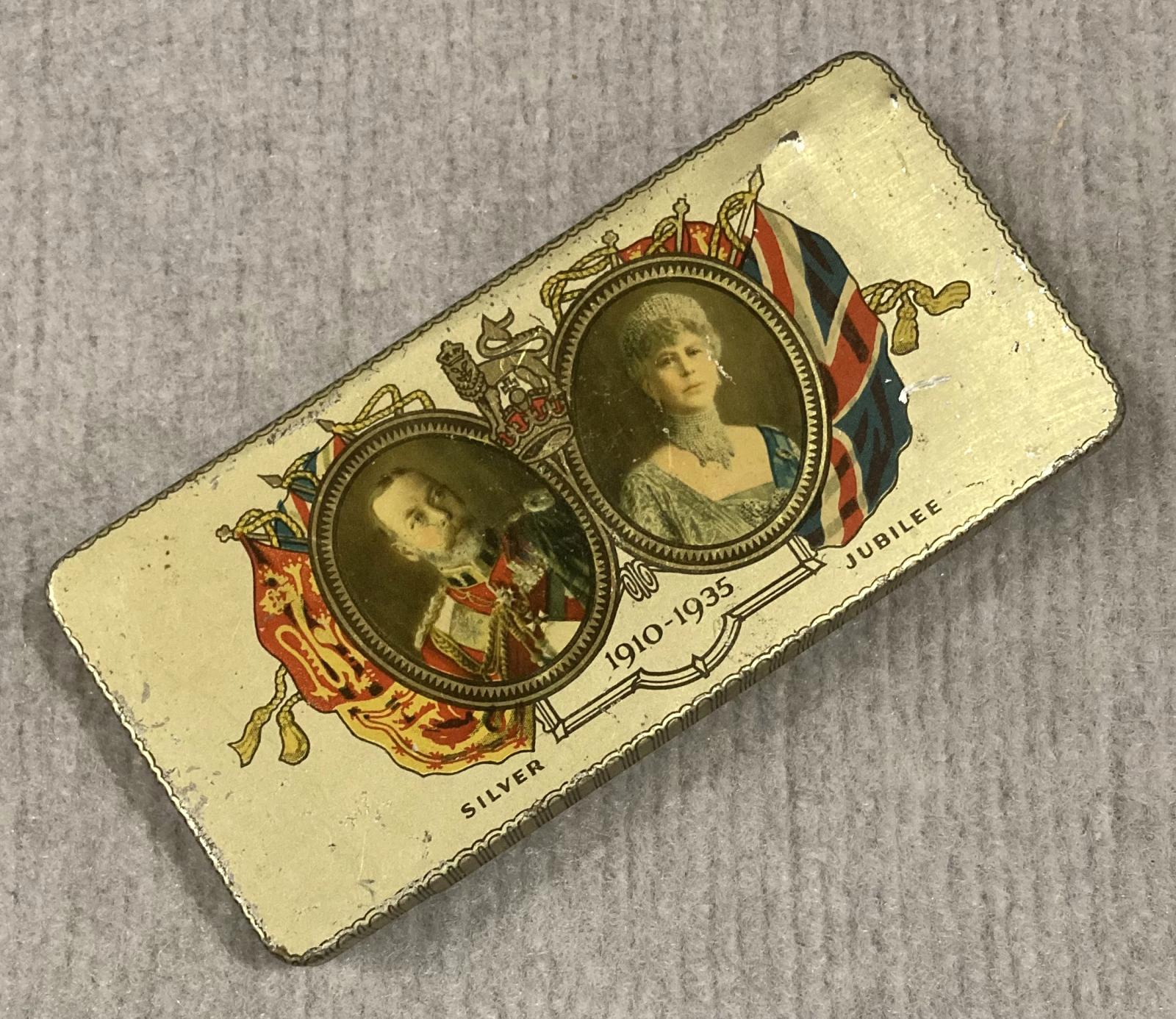 Angled view of commemorative chocolate tin - Silver Jubilee of King George V and Queen Mary (1910–1935)