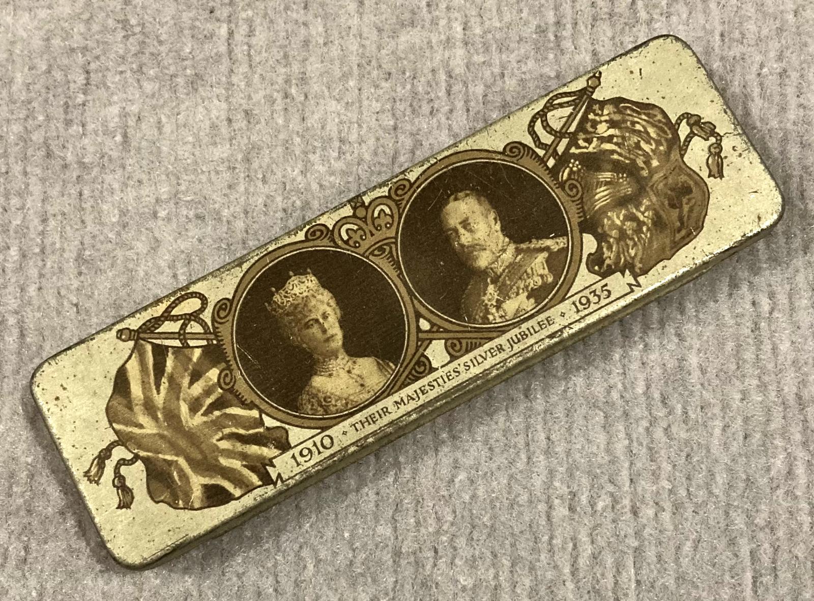 Angled view of commemorative confectionary tin - Silver Jubilee of King George V and Queen Mary (1910–1935)