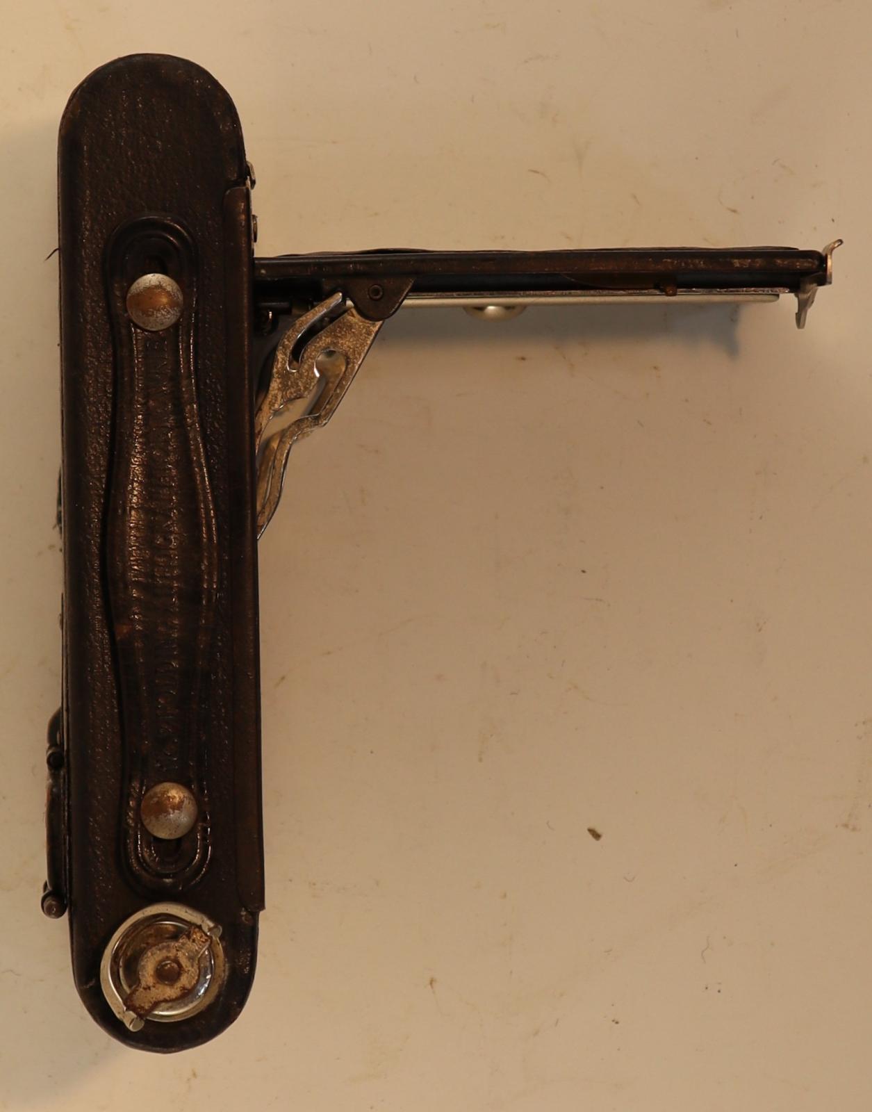 Top view of No 2 Folding Autographic Brownie in Case