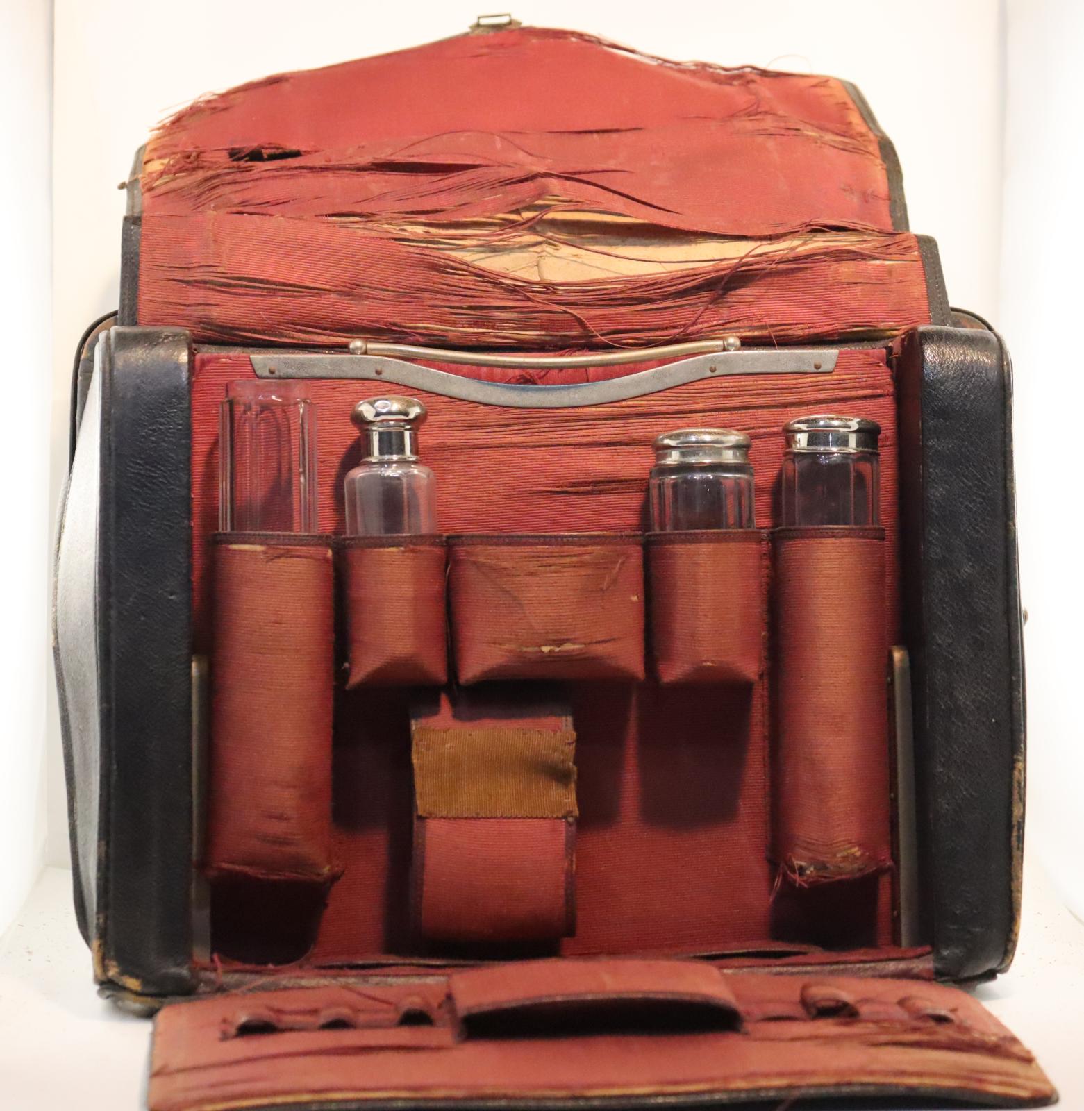 Open front view of Travelling Bag