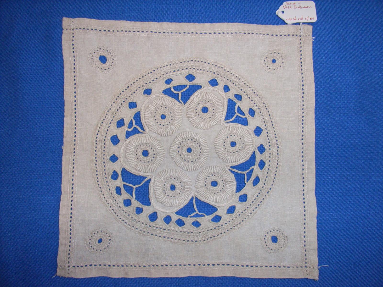 Whitework mat
