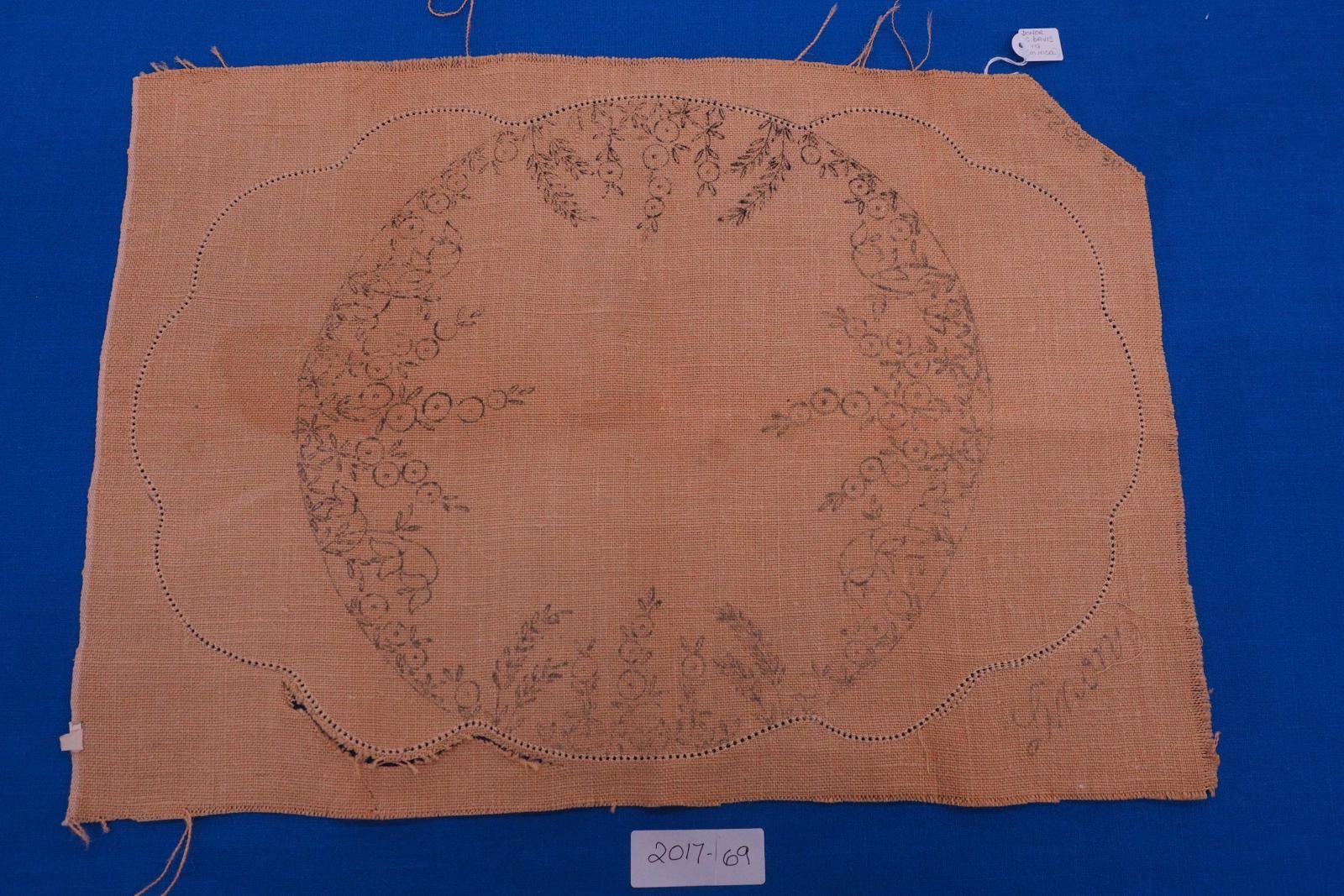 Stamped linen mat
