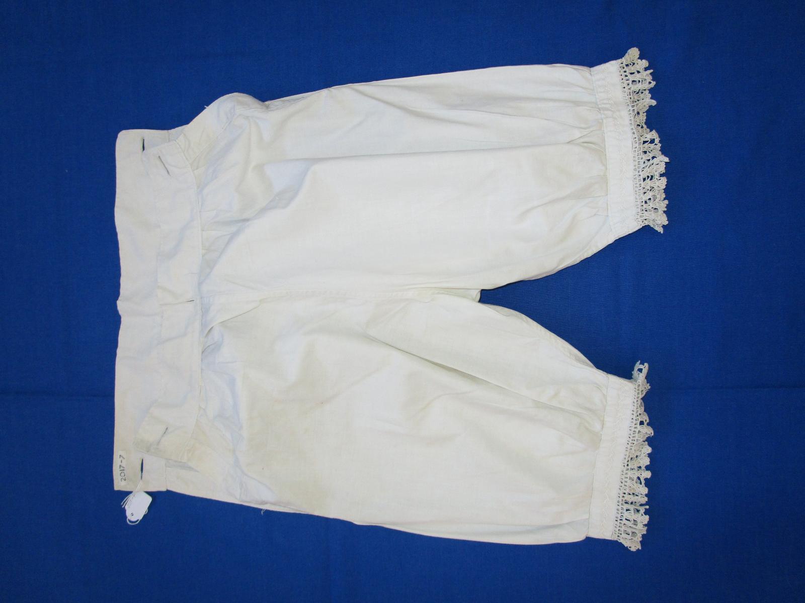 Embroidered bloomers for child