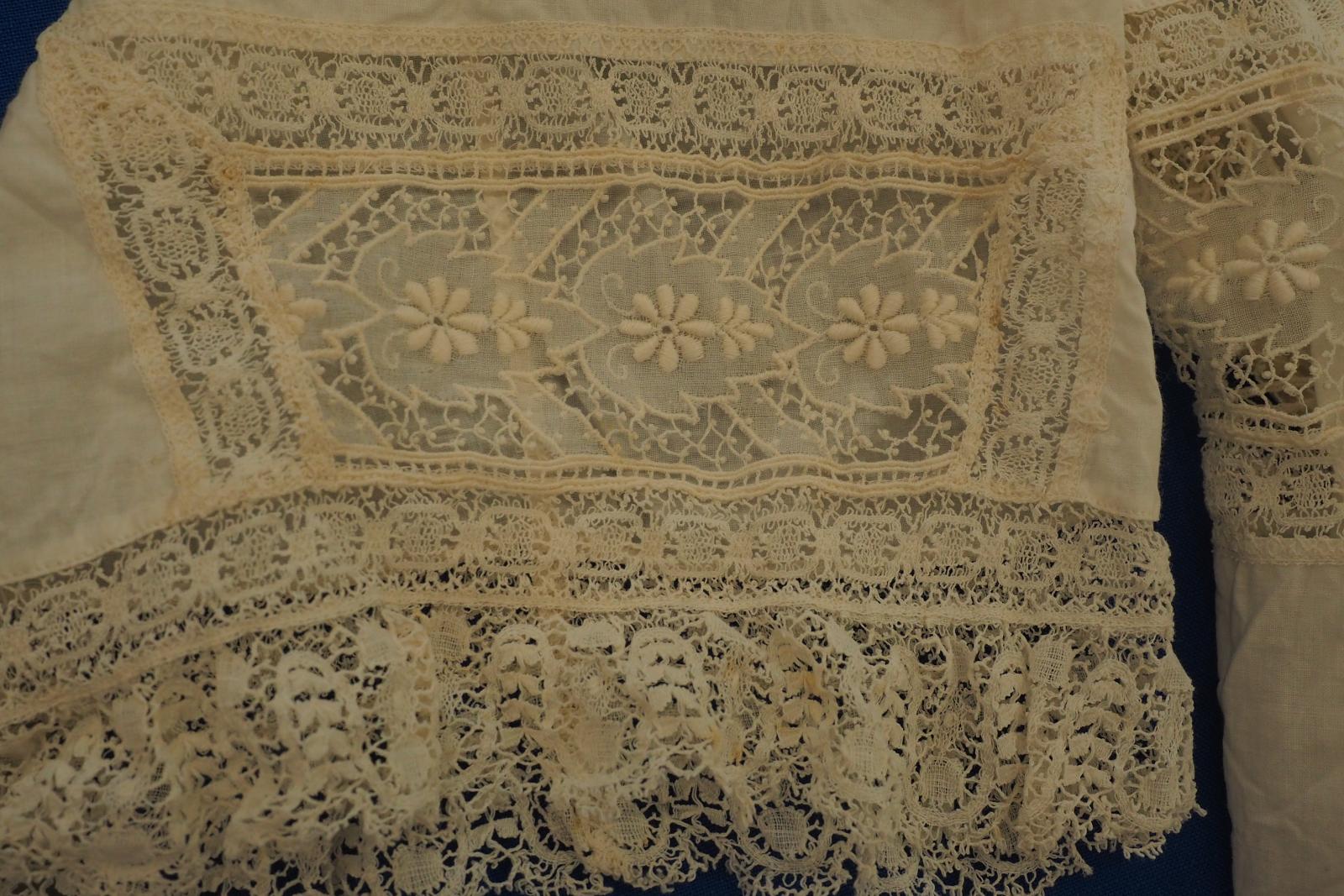 Night dress lace detail