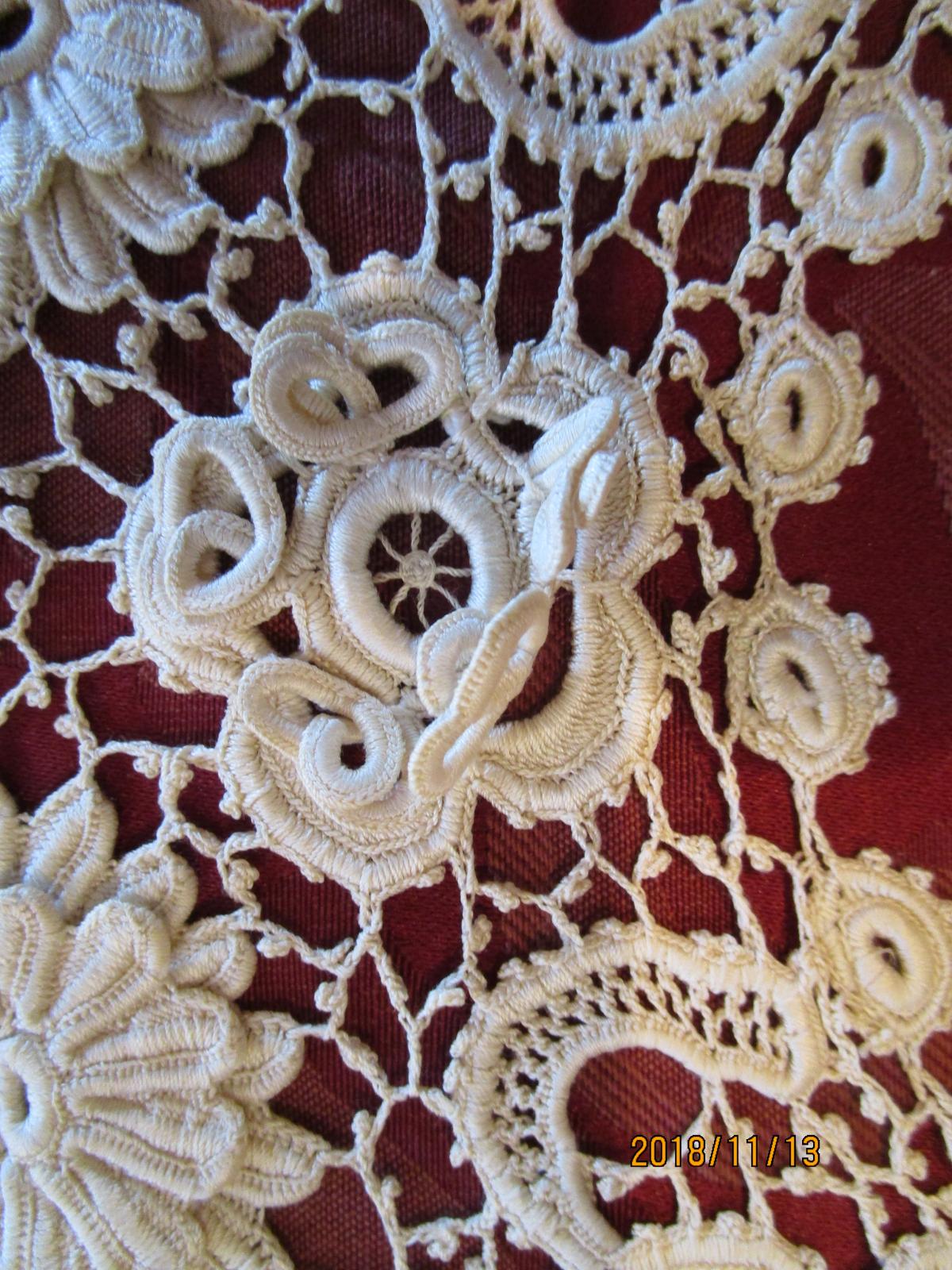 Irish crochet collar detail 1