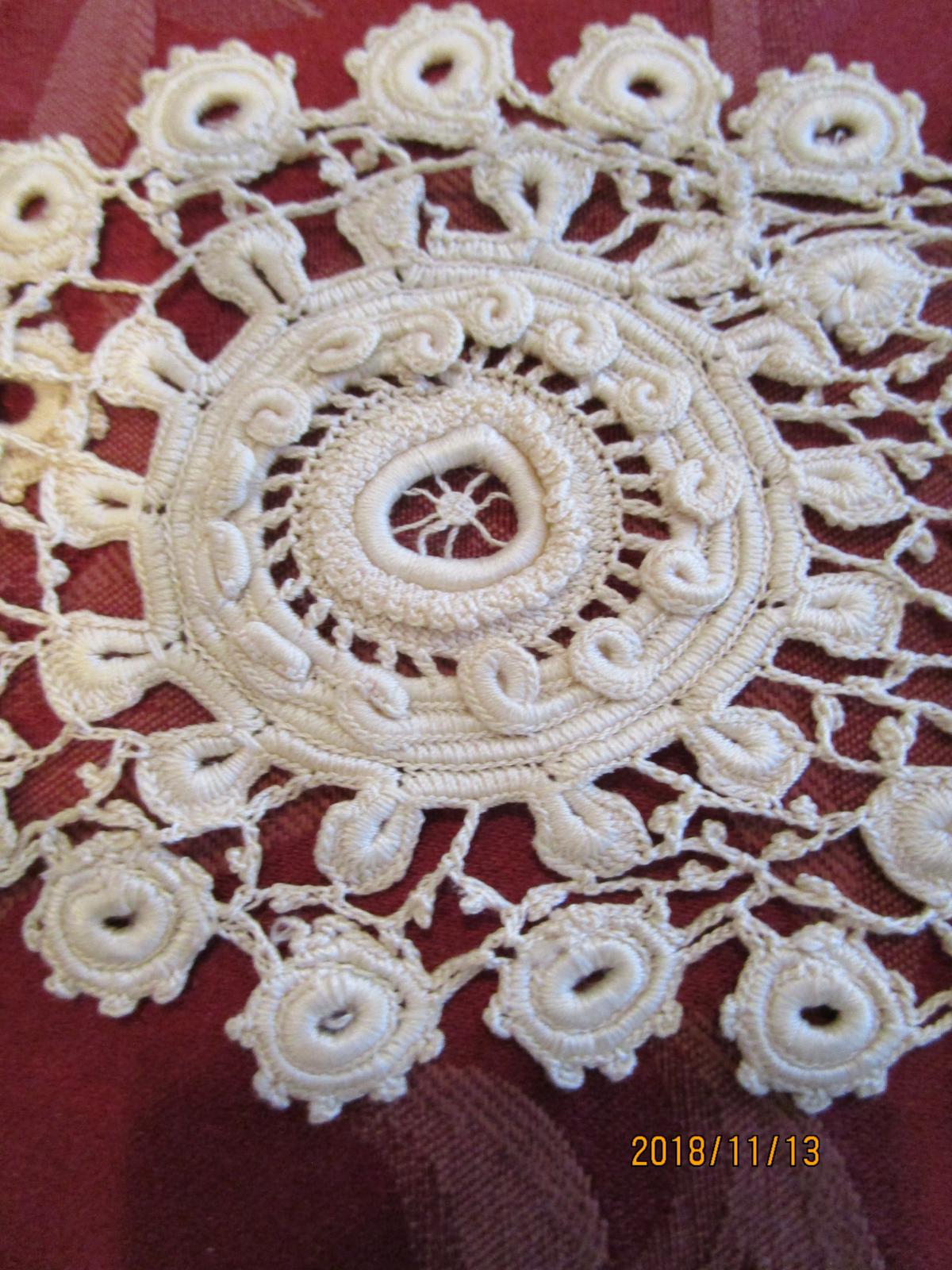 Irish crochet collar detail 2