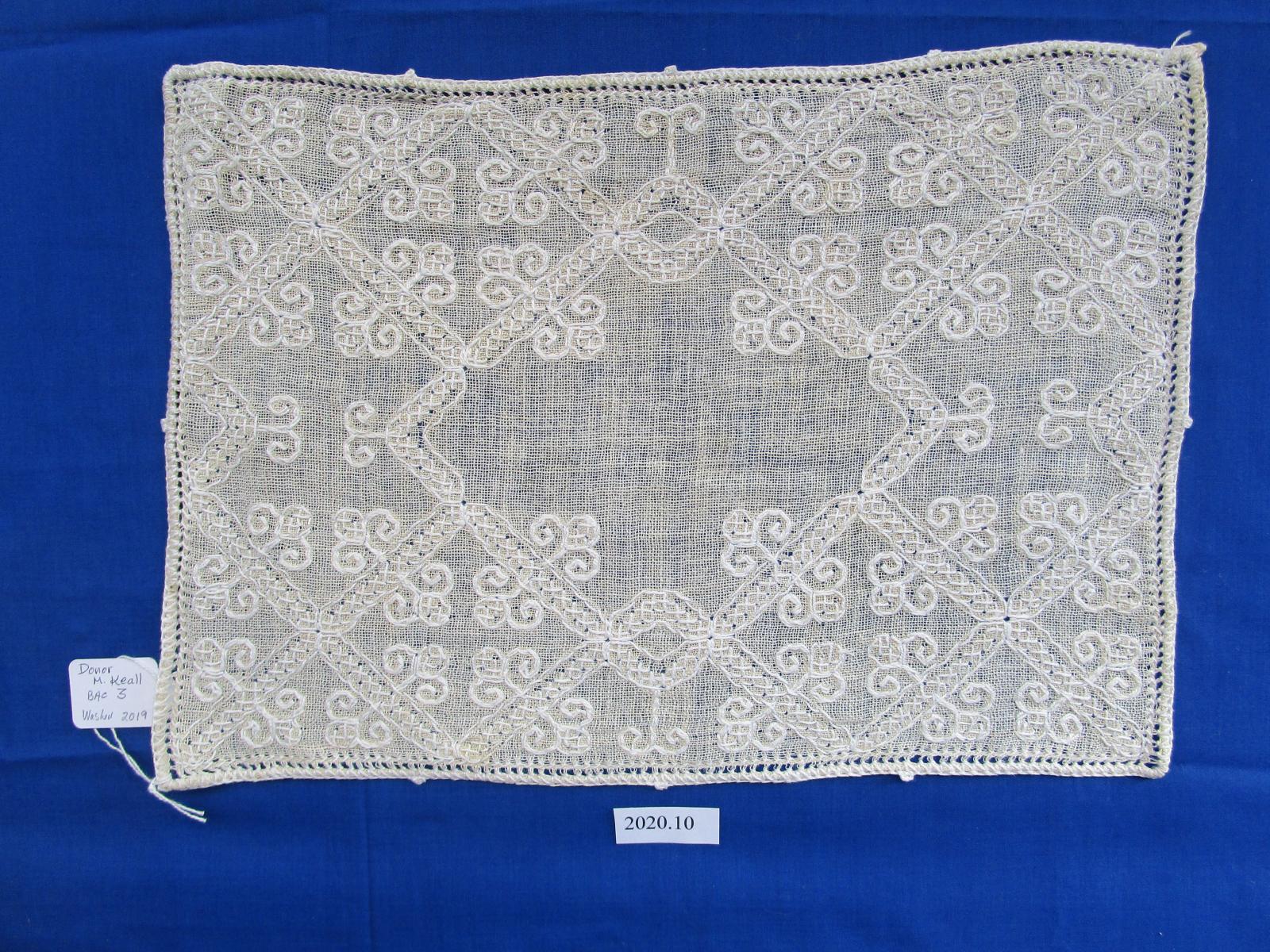Counted thread work mat