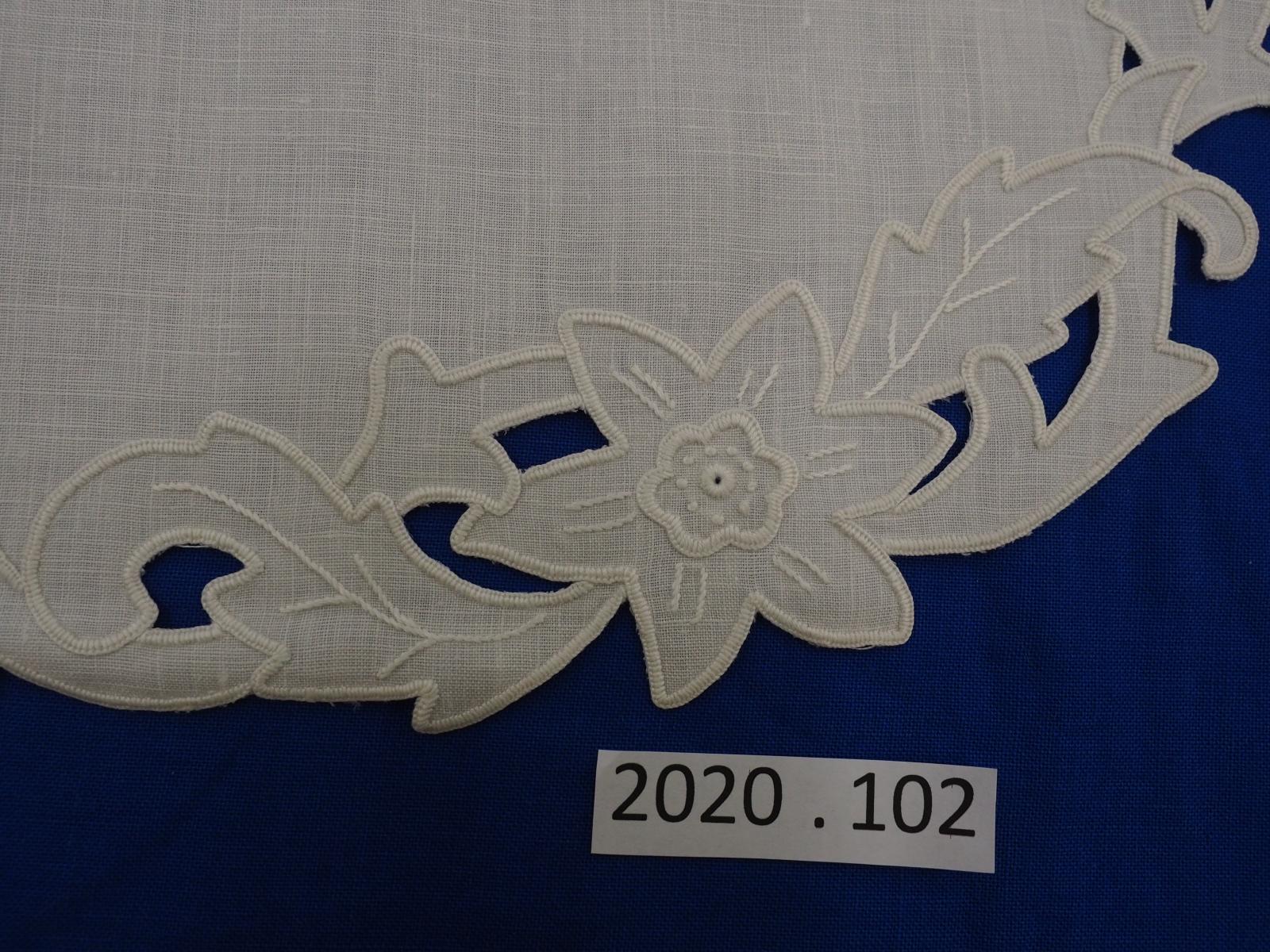 Cutwork tray cloth detail