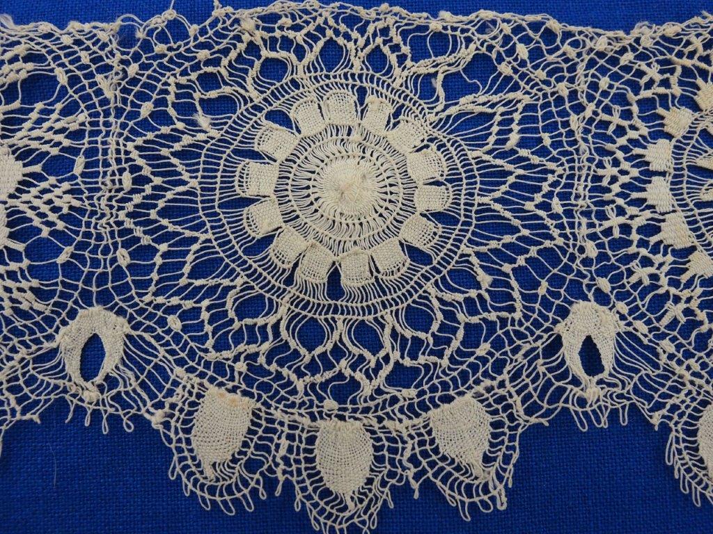 Detail of Teneriffe edging
