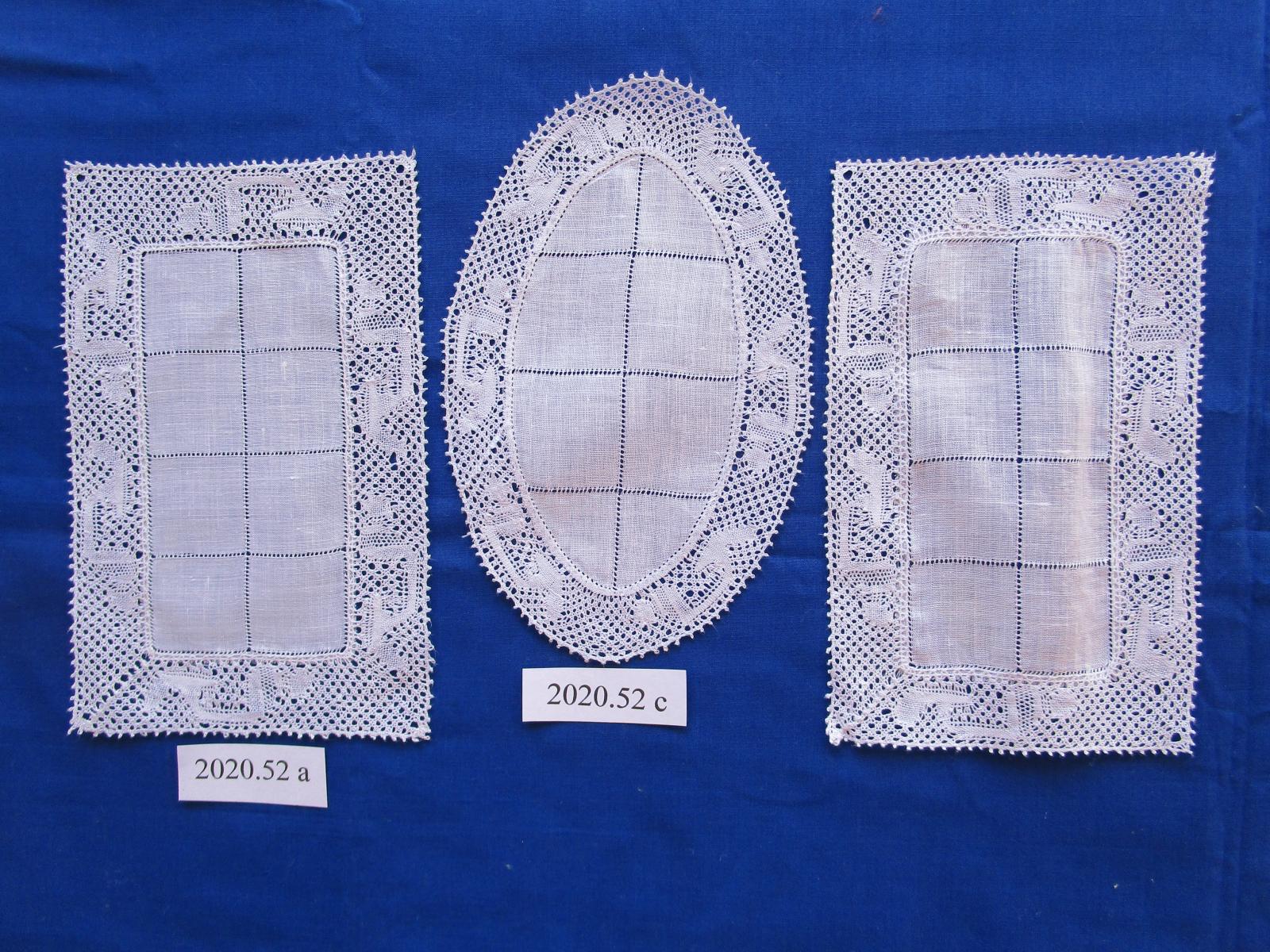 Bobbin lace duchess set