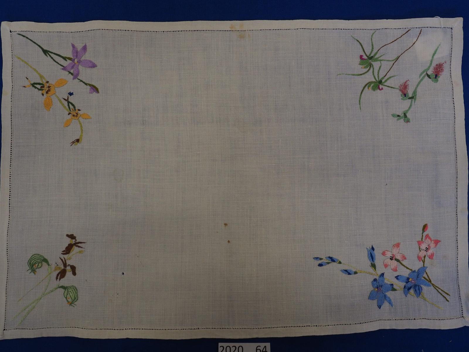 Embroidered tray cloth
