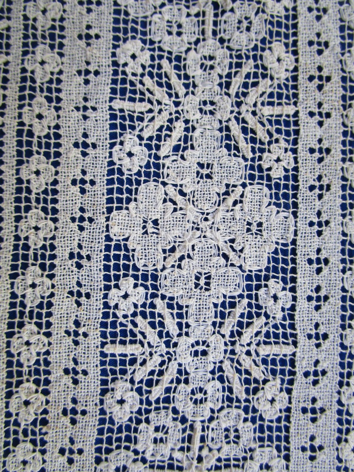 Knotted mat closeup