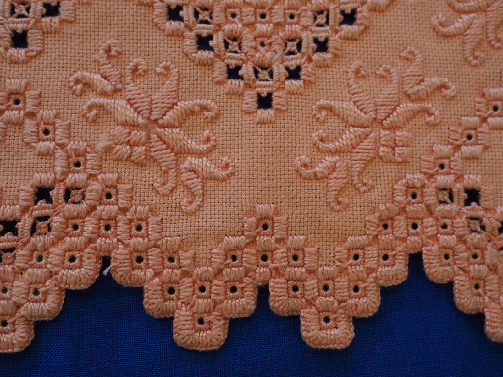 Hardanger mat detail