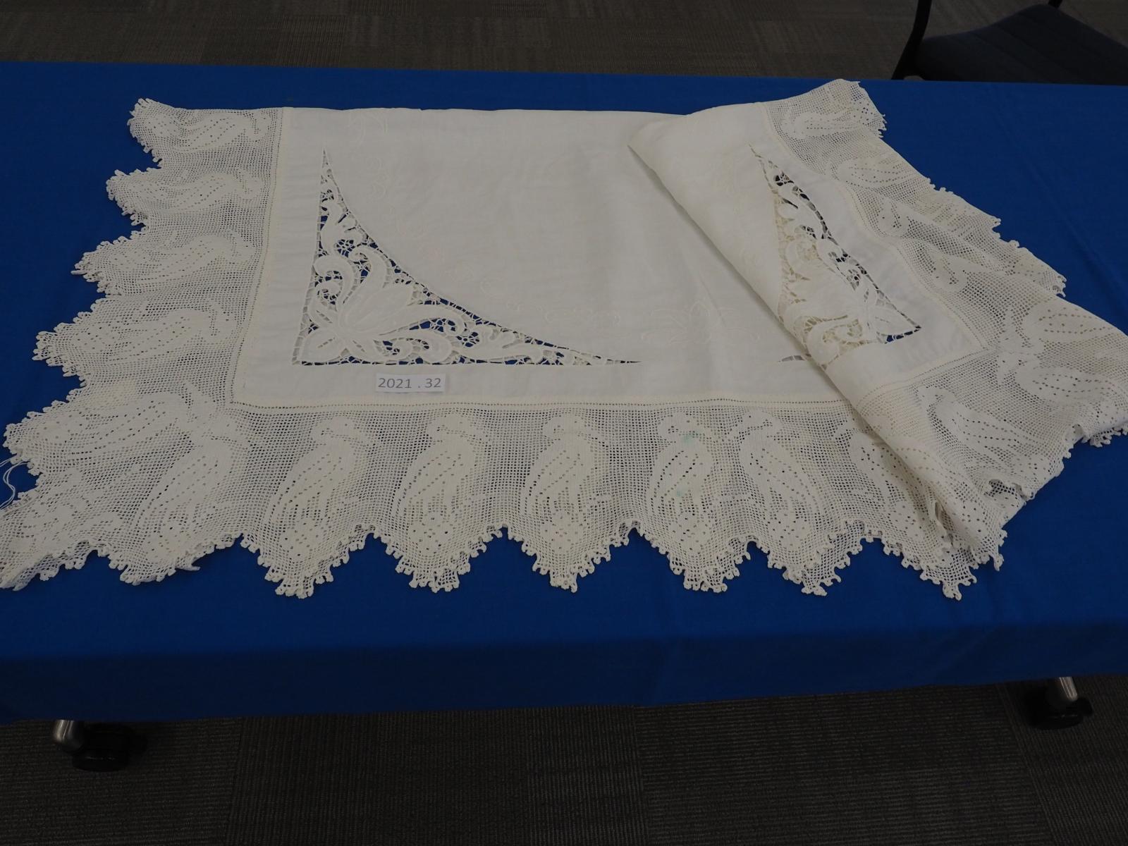 Filet crochet tea cloth