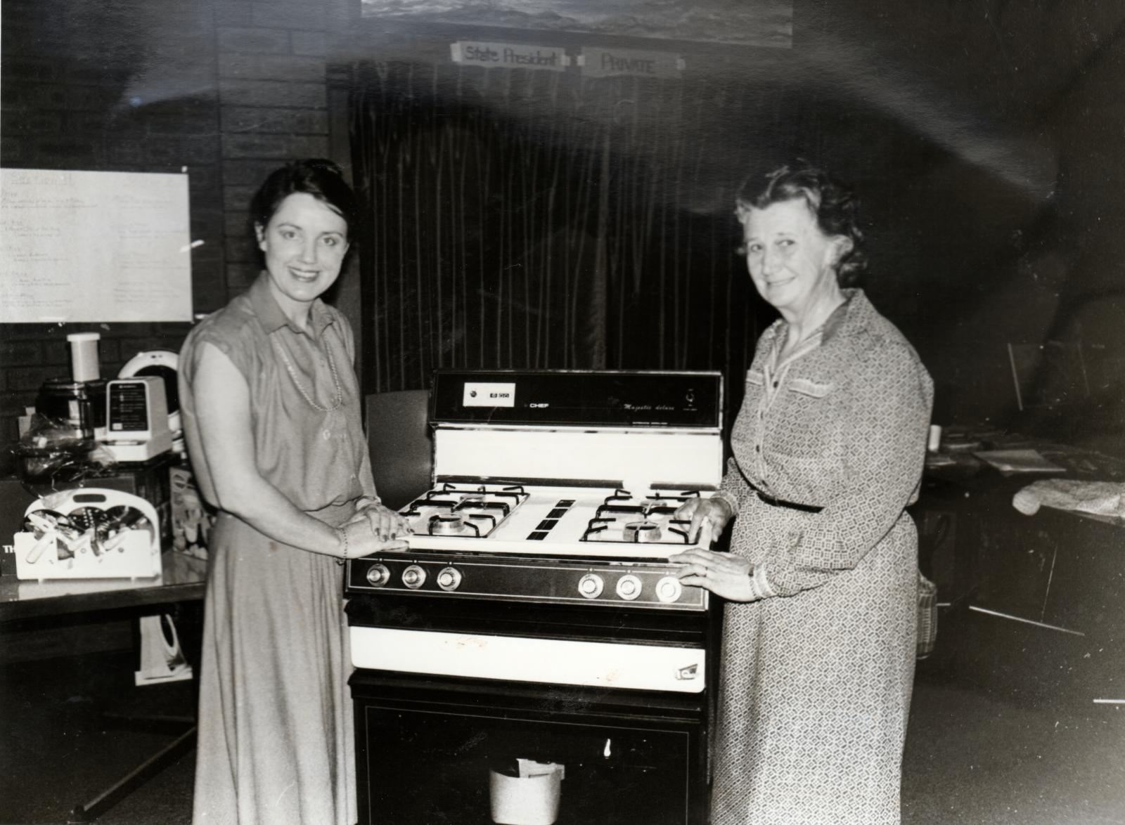 1986 Cook of the Year Contest 1986 Cook of the Year Contest