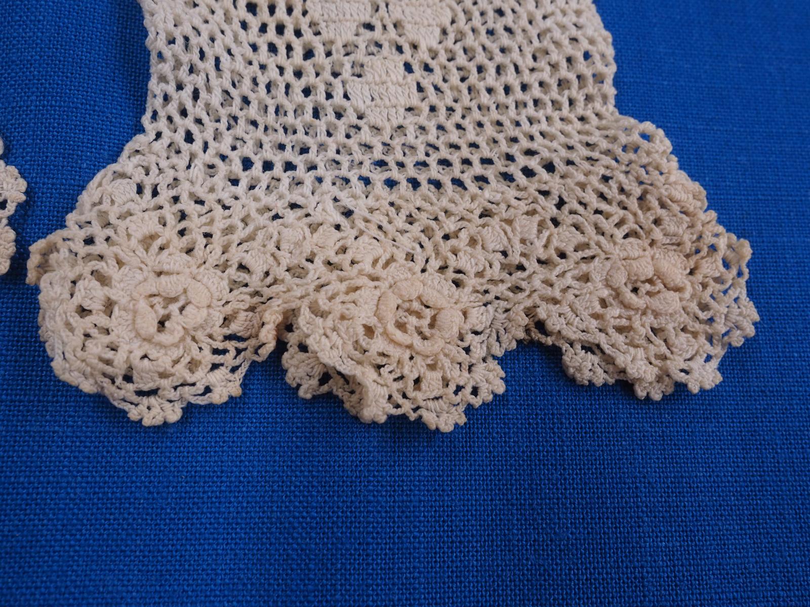 Detail of crochet gloves