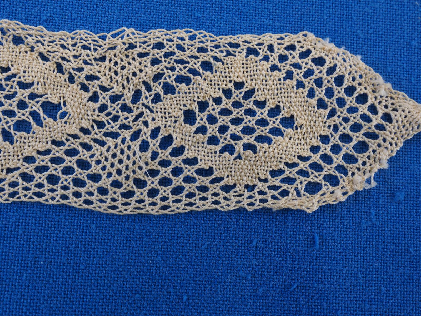 Torchon lace sample