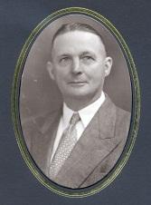 Frank Willmott Frank Willmott
