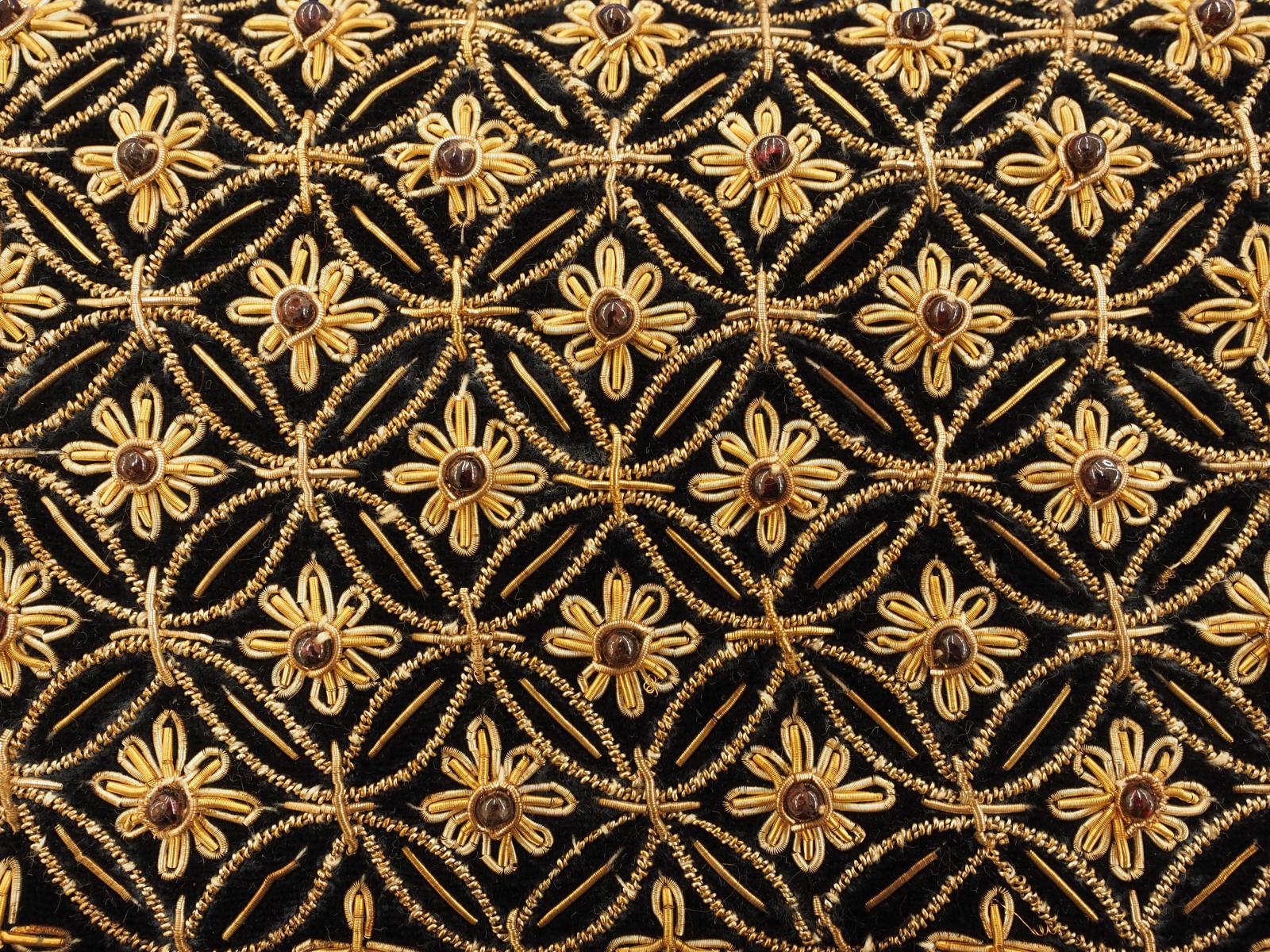 Gold work bag  detail